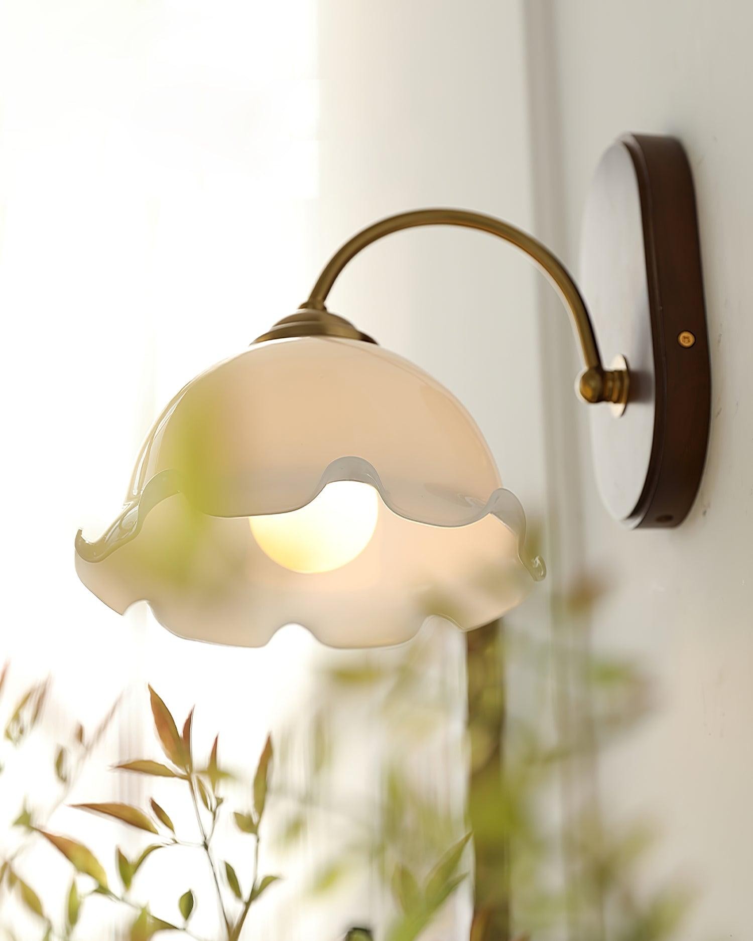 Vintage Flower Wall Lamp M309
