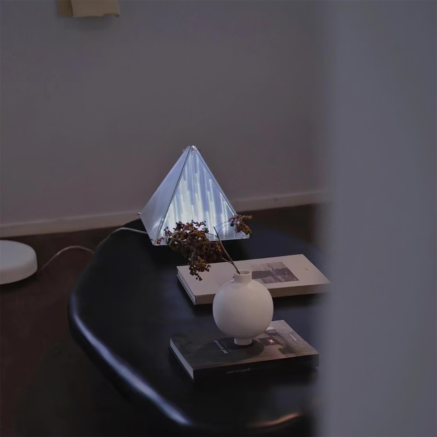 Fragment Table Lamp D445