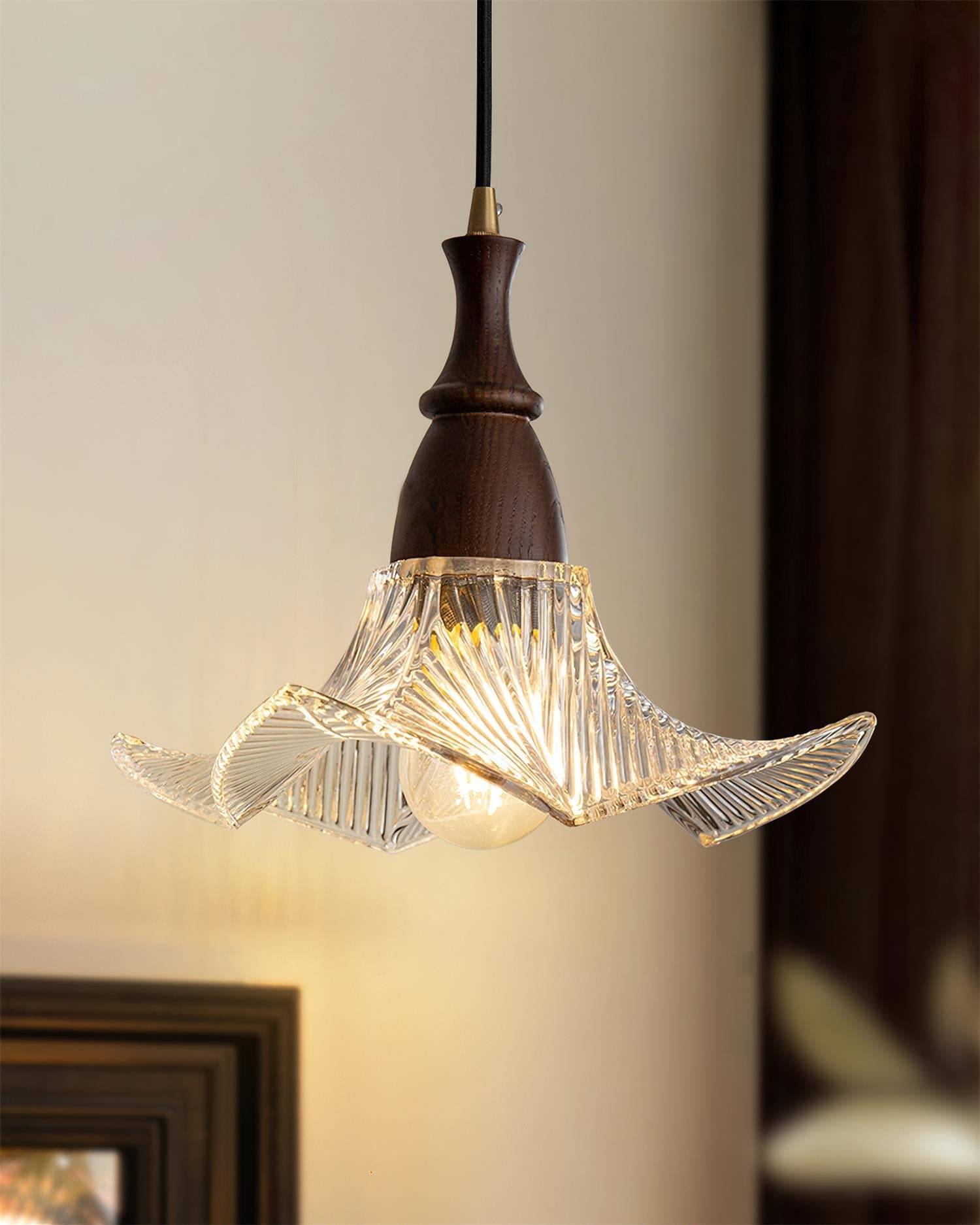 Lila Glass Pendant Lamp D45
