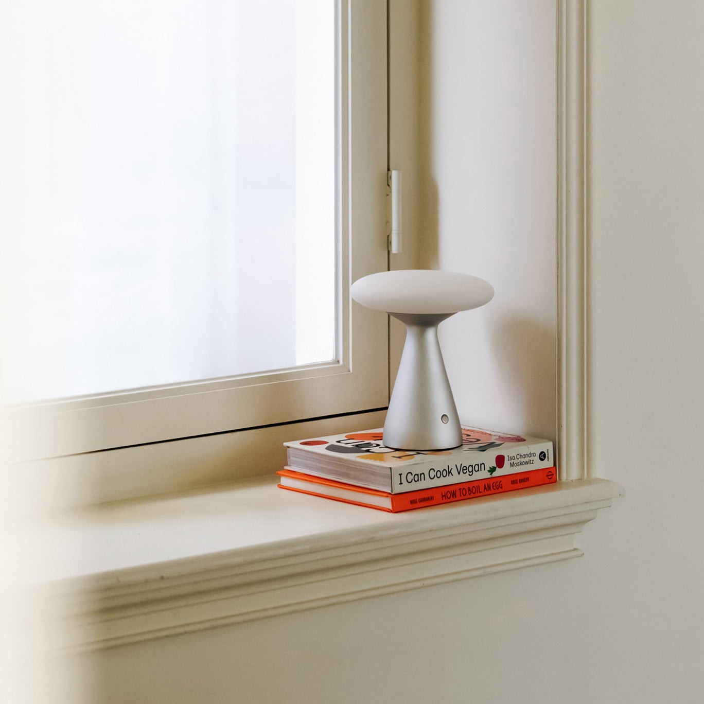 Simple Style Touch Dimming Table Lamp M248