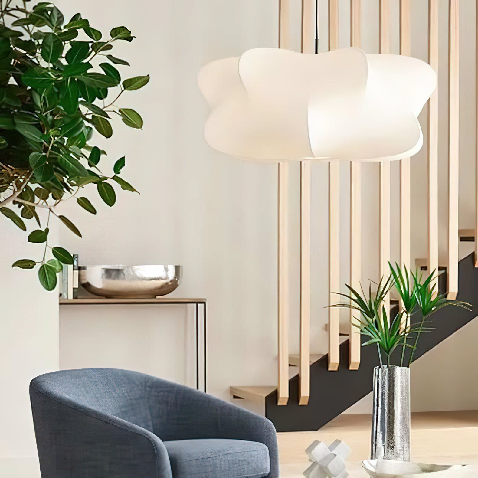 Sleek Modern Pendant Light - Adjustable Suspension for Dining Rooms M157