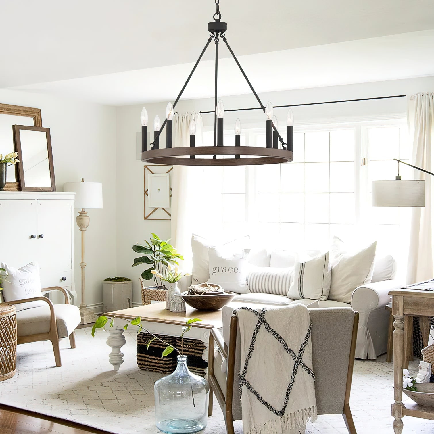 Avalee Chandelier D579