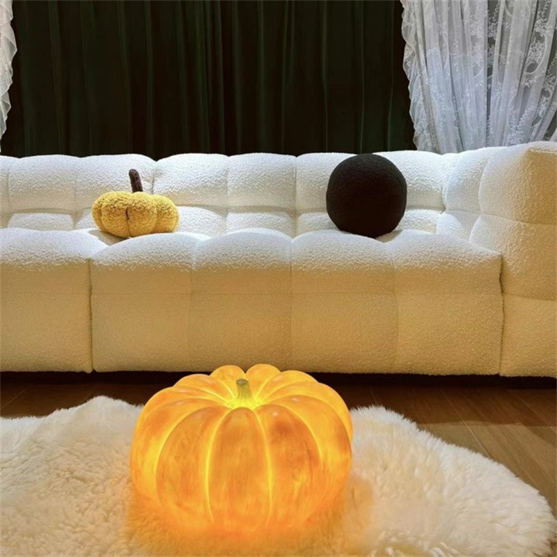 Pumpkin Resin Portable Table Lamp For Halloween Decorations S165
