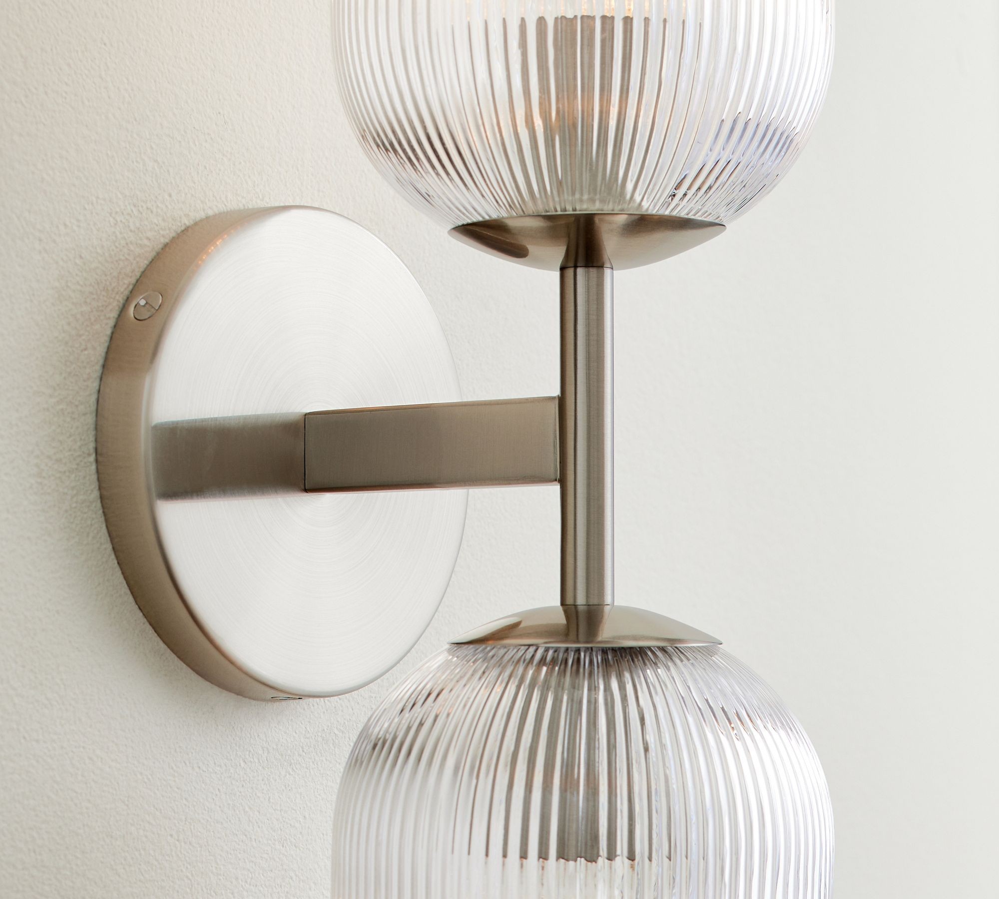 Bravira Ribbed Glass Sconce - Metal Wall Light with Clear Glass Shade T074