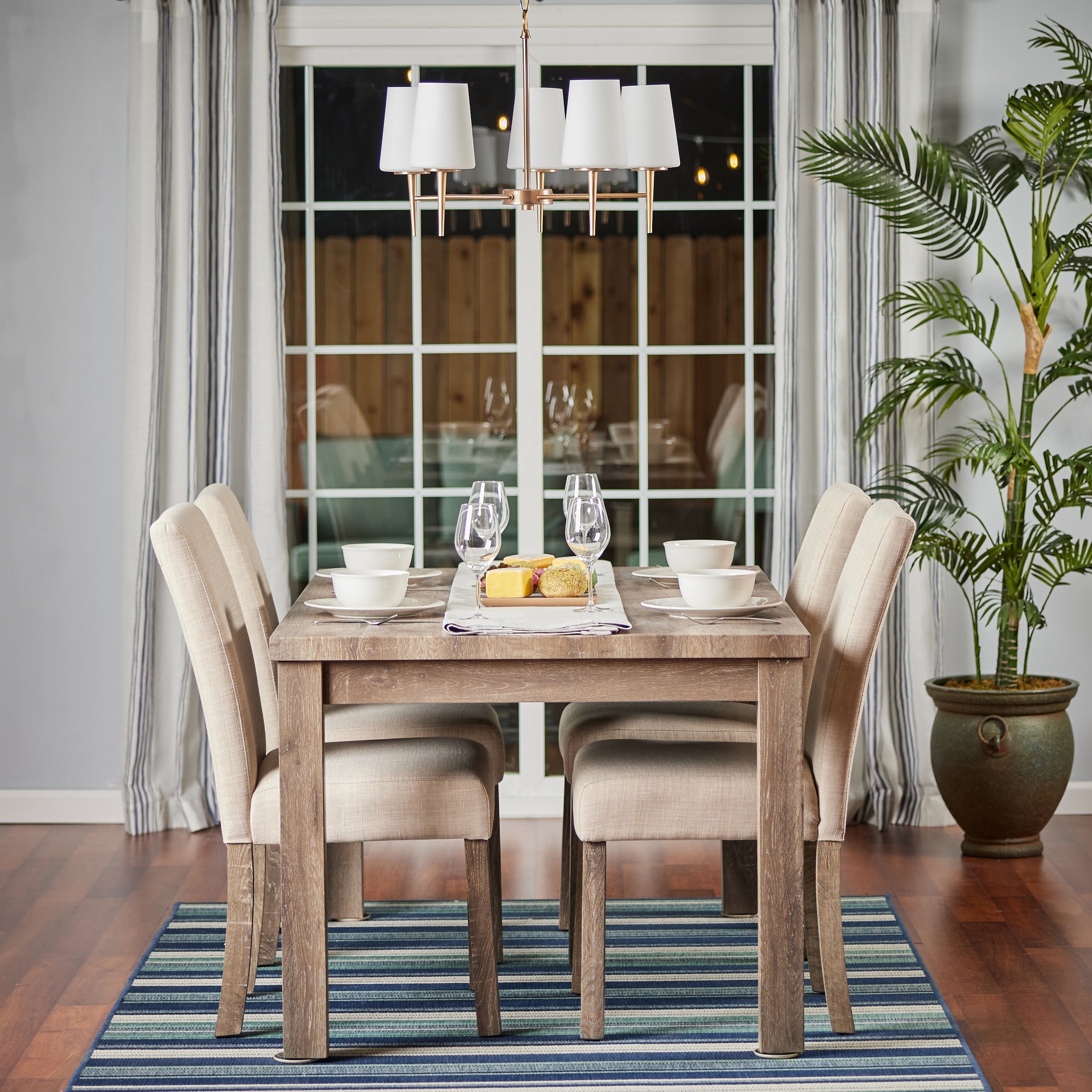 Driscoll Chandelier D513