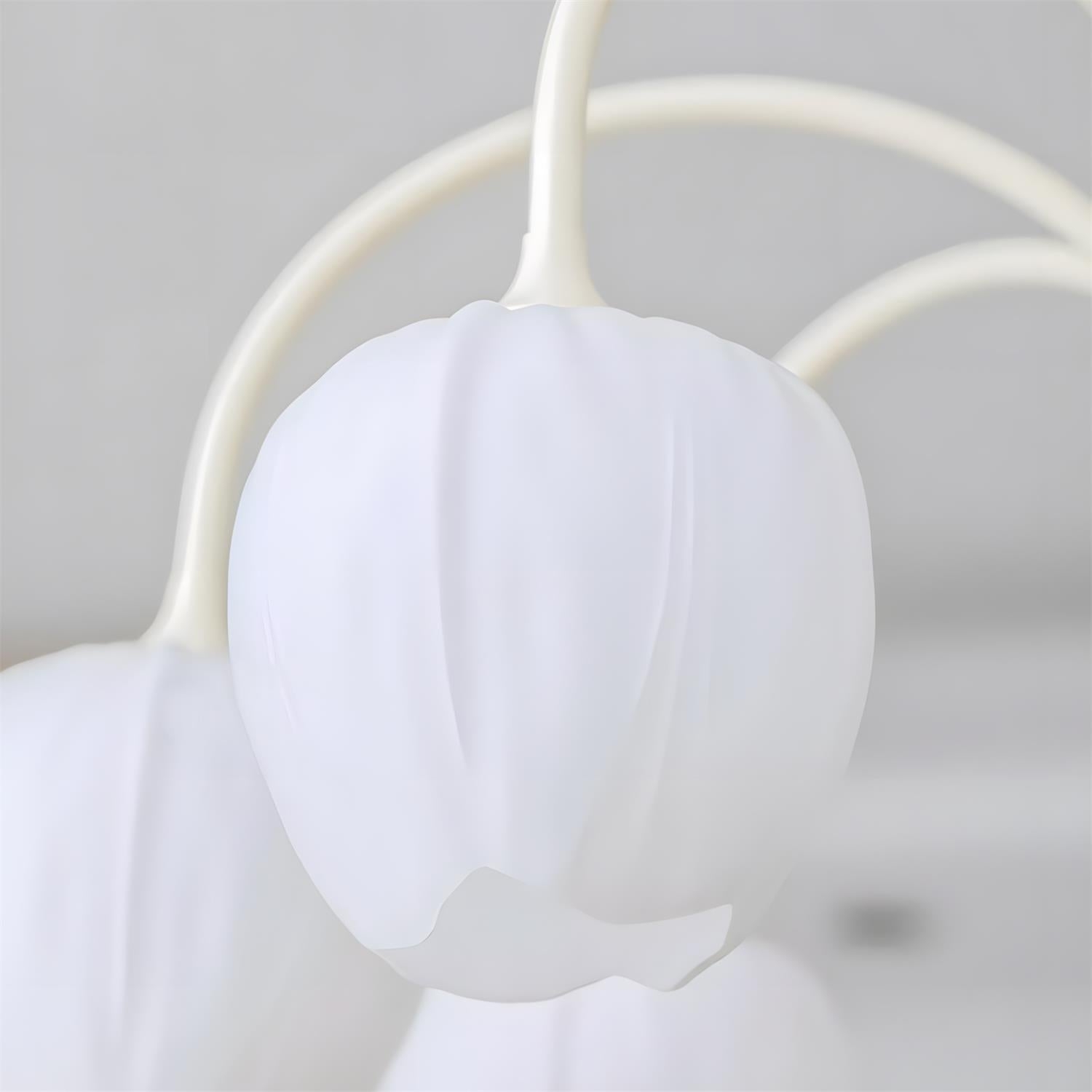 Tulip Matcha Chandelier D364