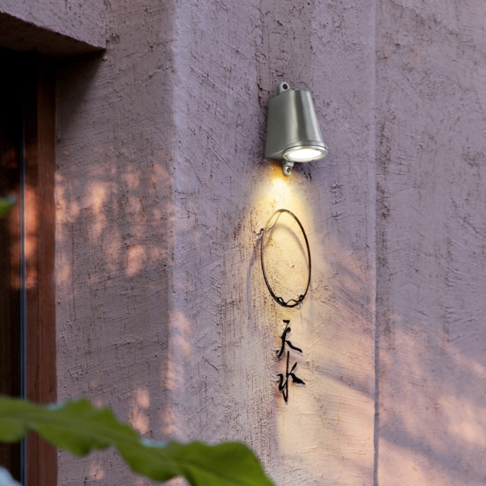 Industrial Metal Bell-Shaped IP65 Waterproof Outdoor Wall Light D876