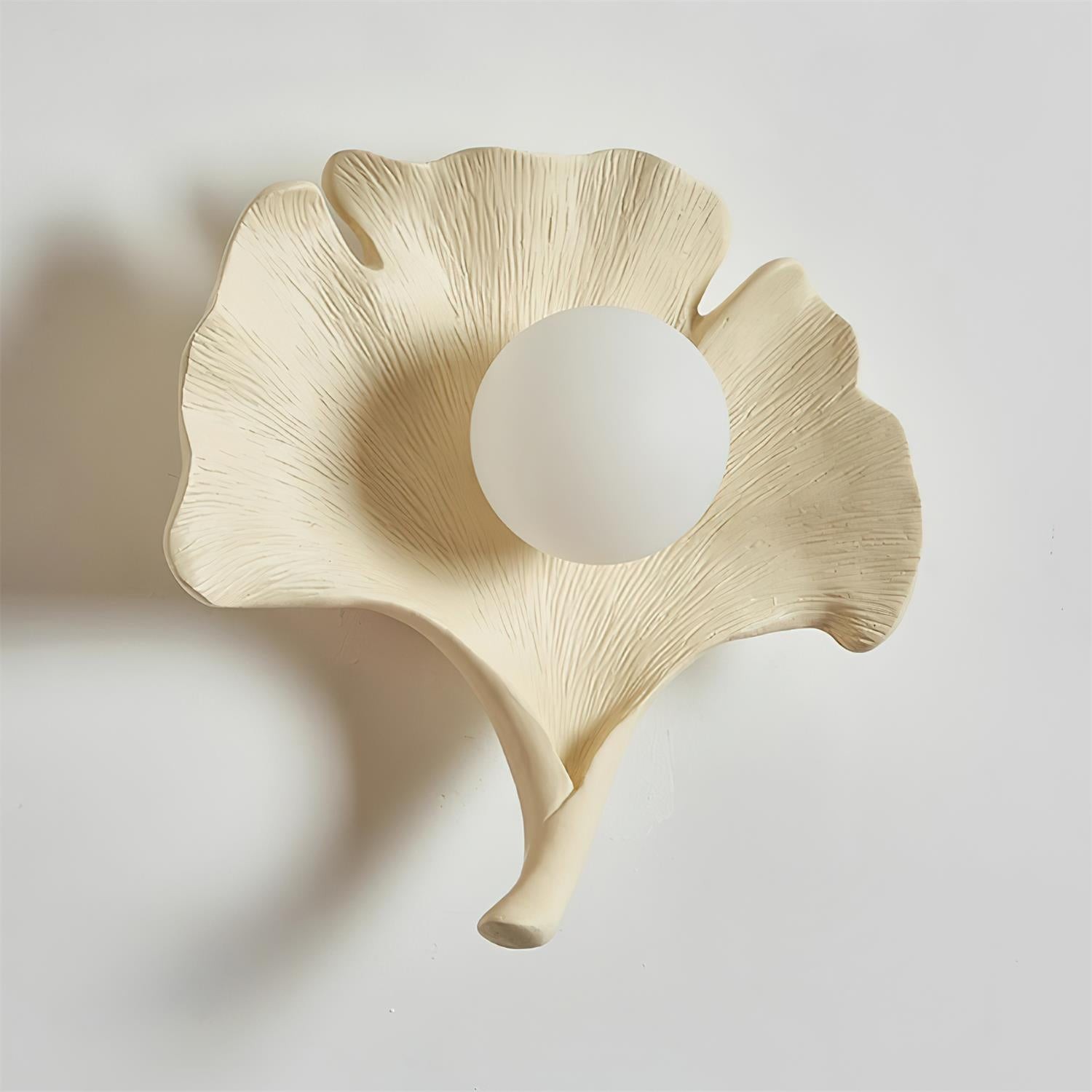 Vintage Ginkgo Leaf Resin Wall Lamp M259