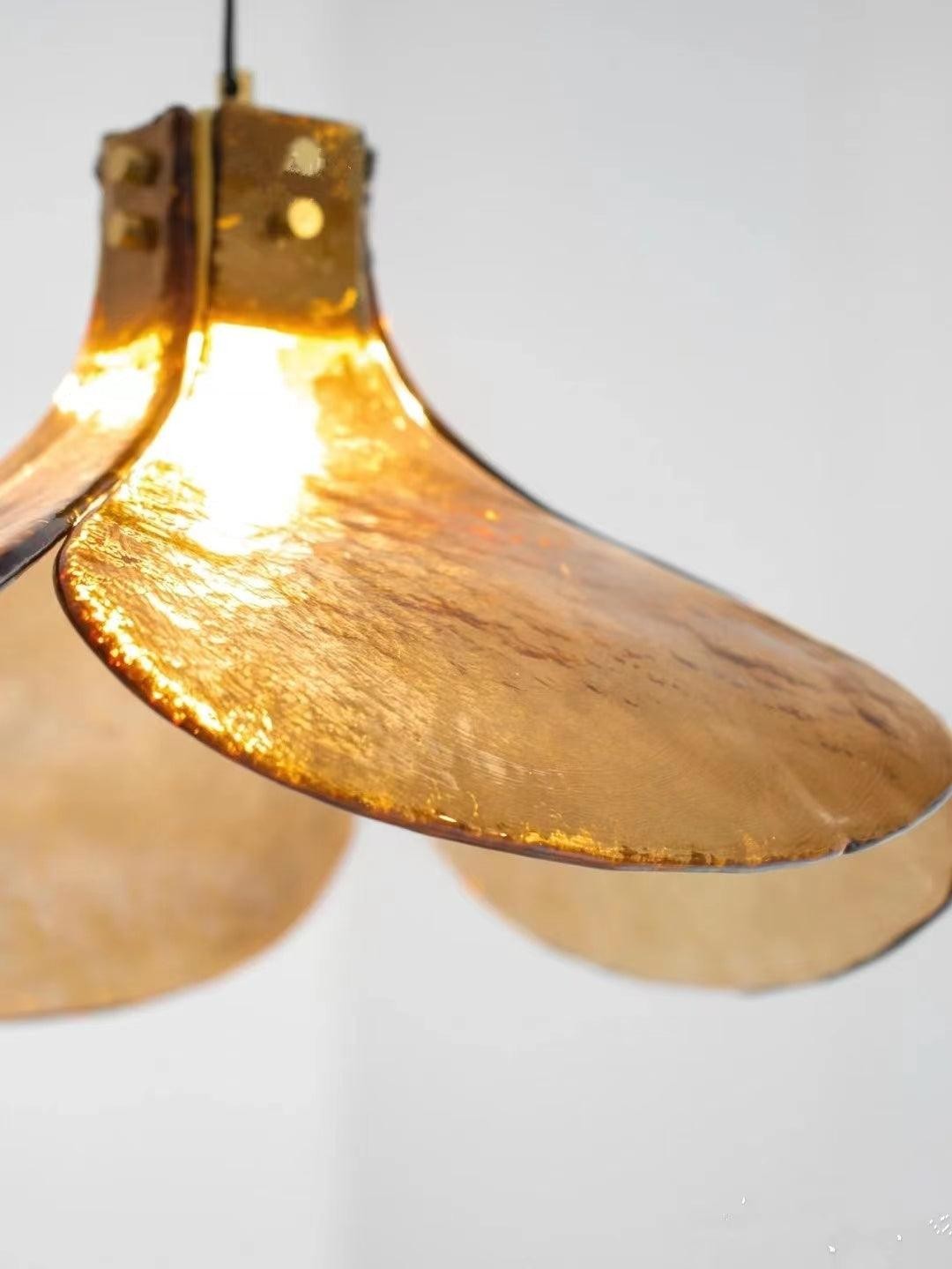 Vintage Clover Pendant Light M458
