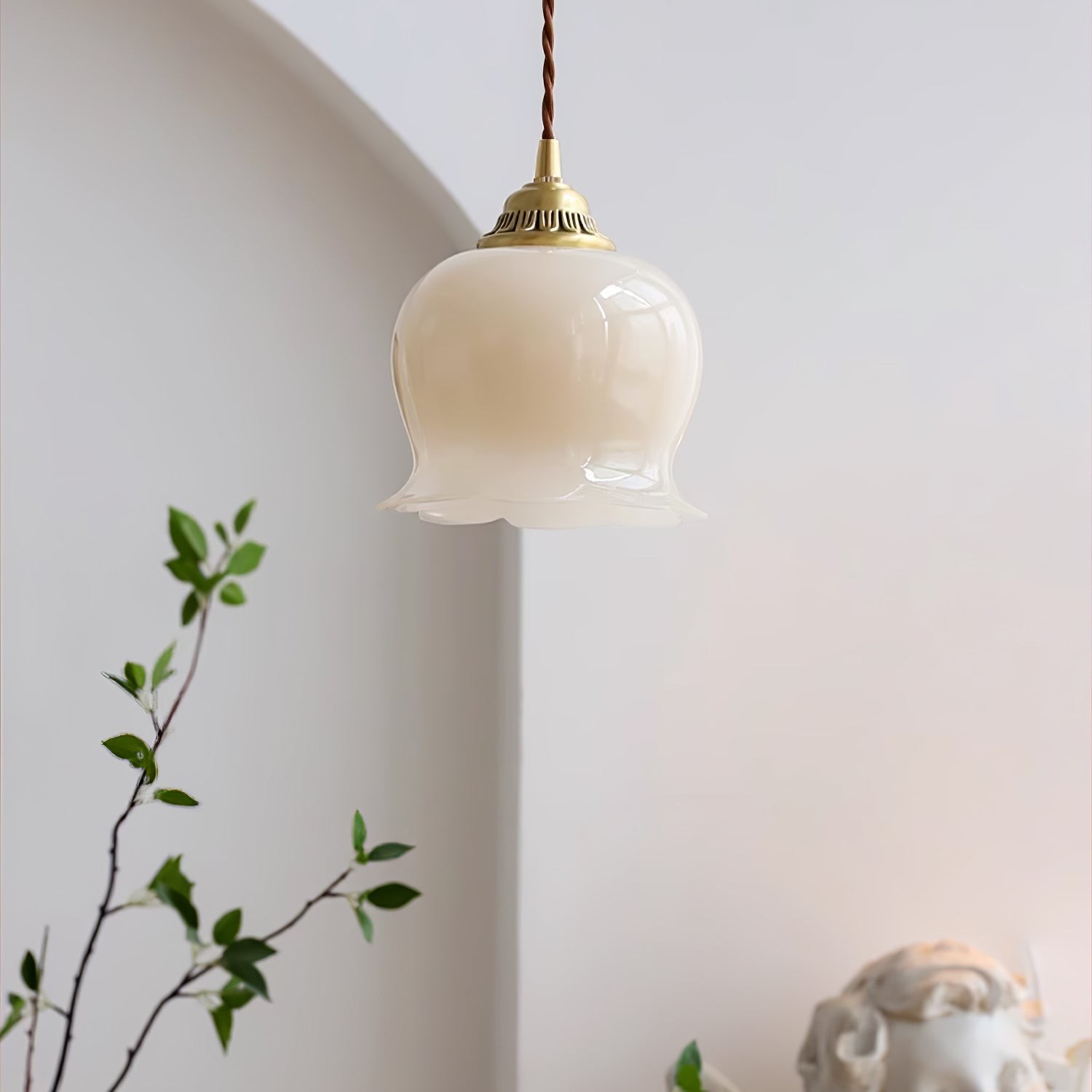 Traditional Glass Flower Pendant Lamp M316