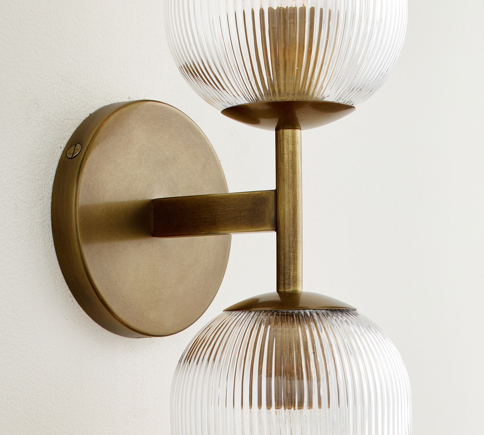 Bravira Ribbed Glass Sconce - Metal Wall Light with Clear Glass Shade T074