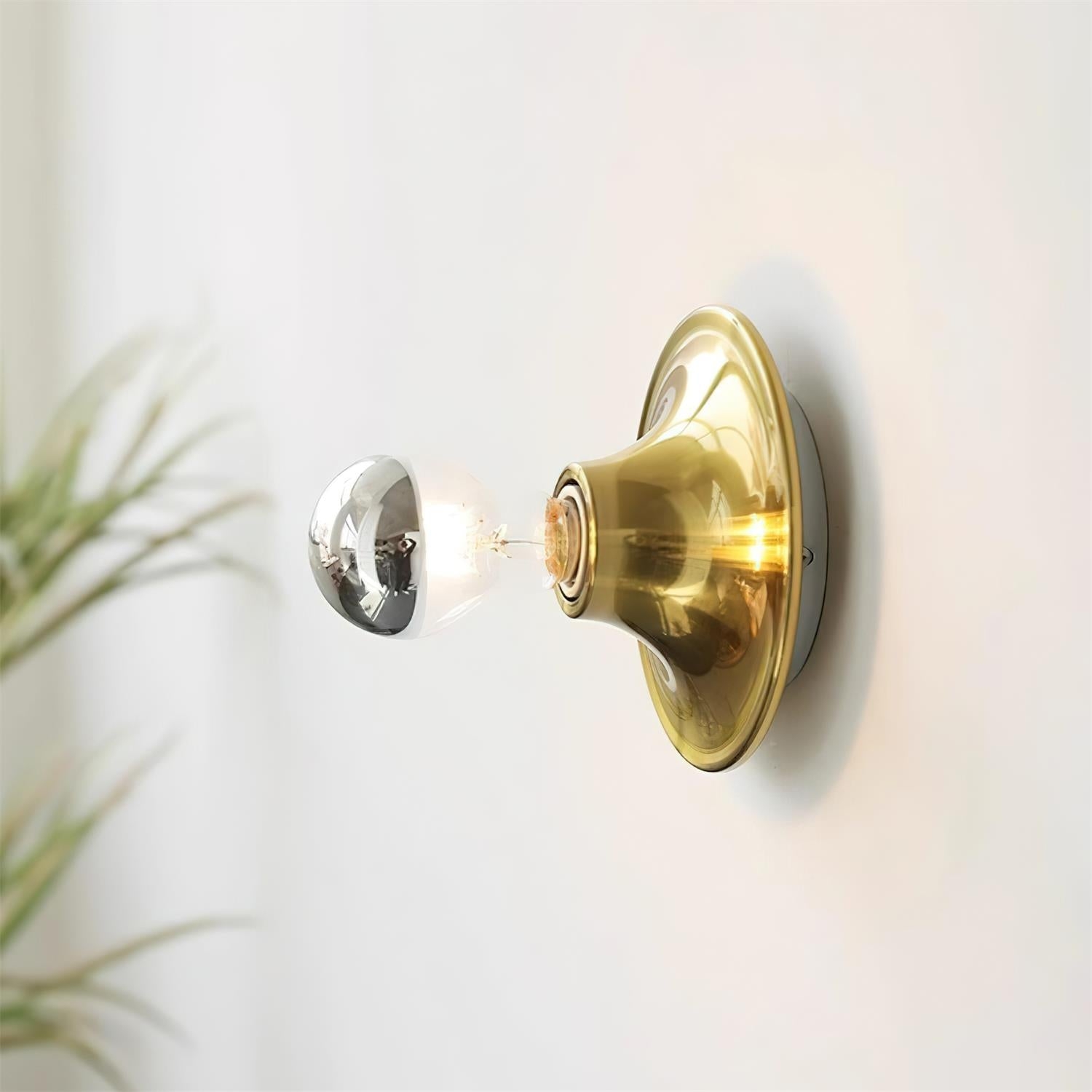Radiora Wall Lamp D157