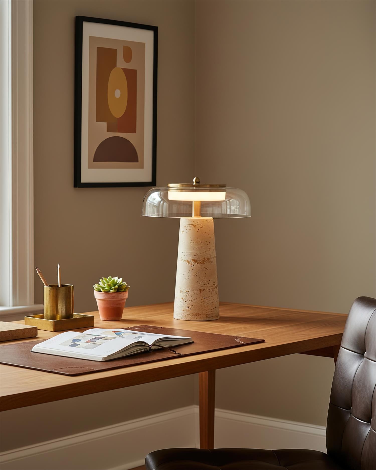 Lampa stołowa Lumetra na biurku