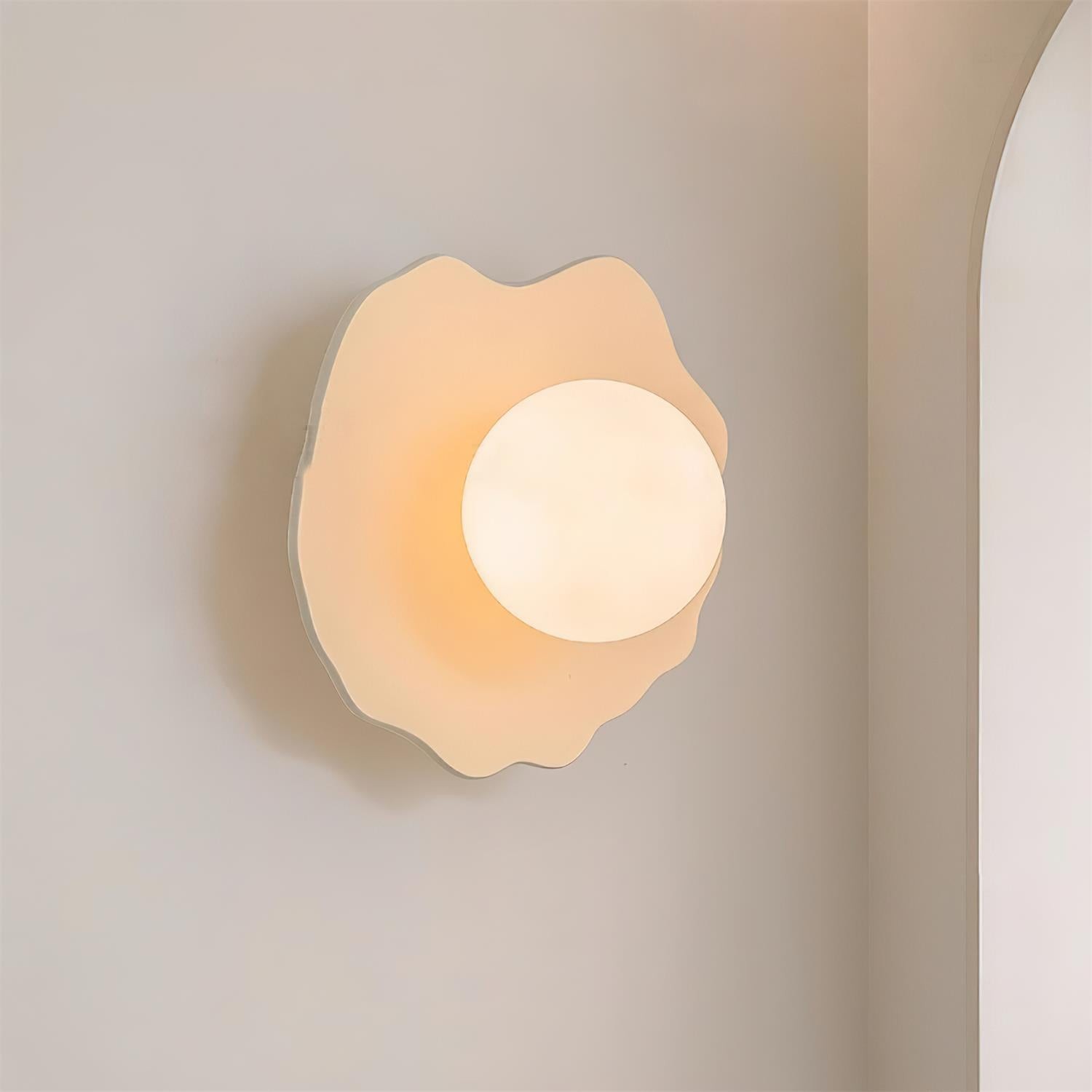 Nordic Flower Shape Wall Lamp M208