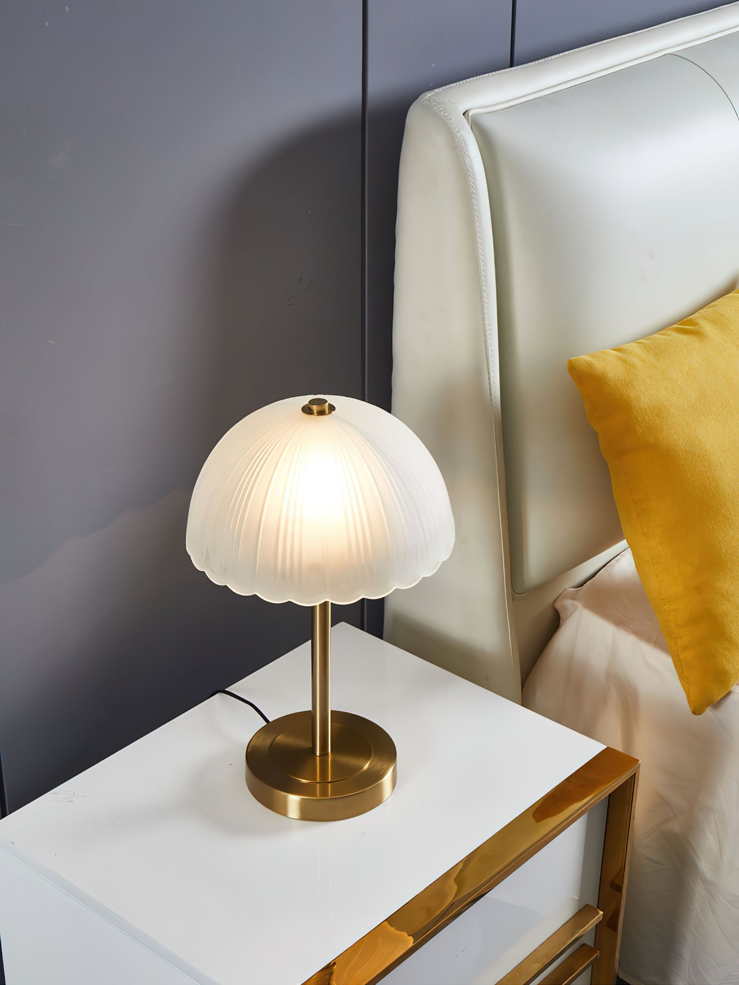 Small Umbrella Table Lamp D441