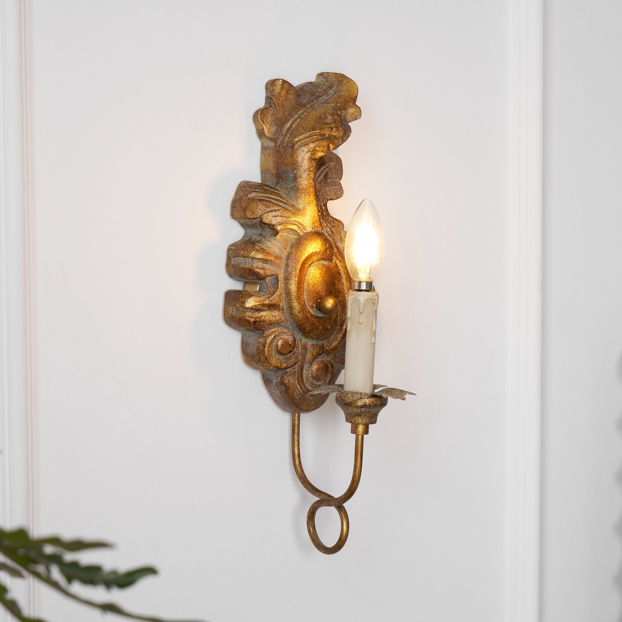 Verdure Vintage Sconce D530