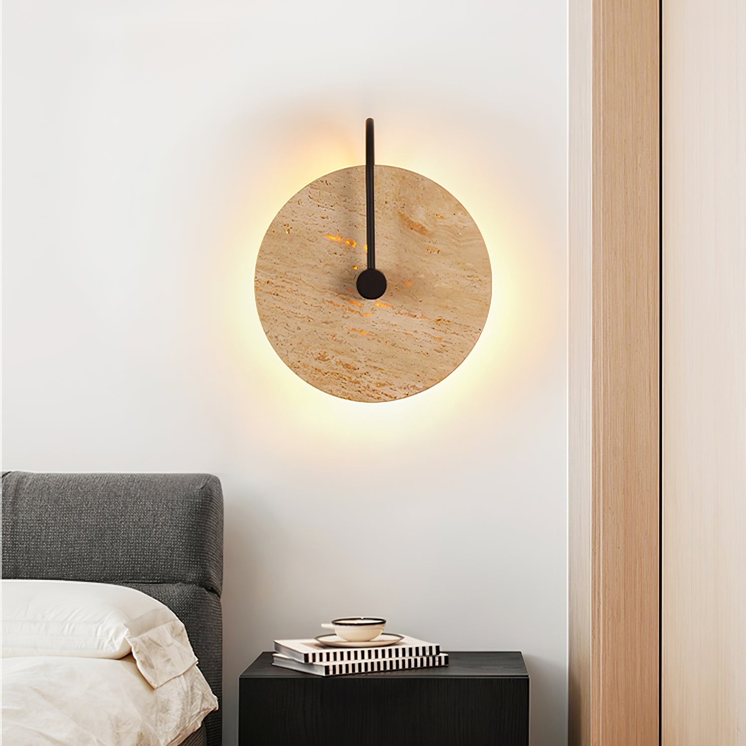 Simple Clock-Shaped Travertine Wall Lamp M25
