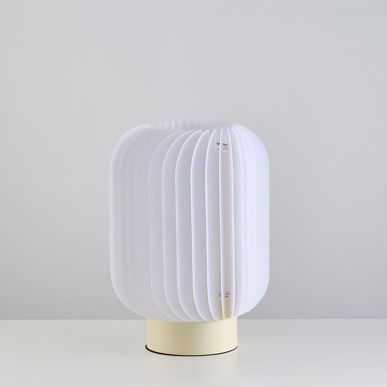 Round Translucent Pleated Table Lamp Suitable For Living Room M32