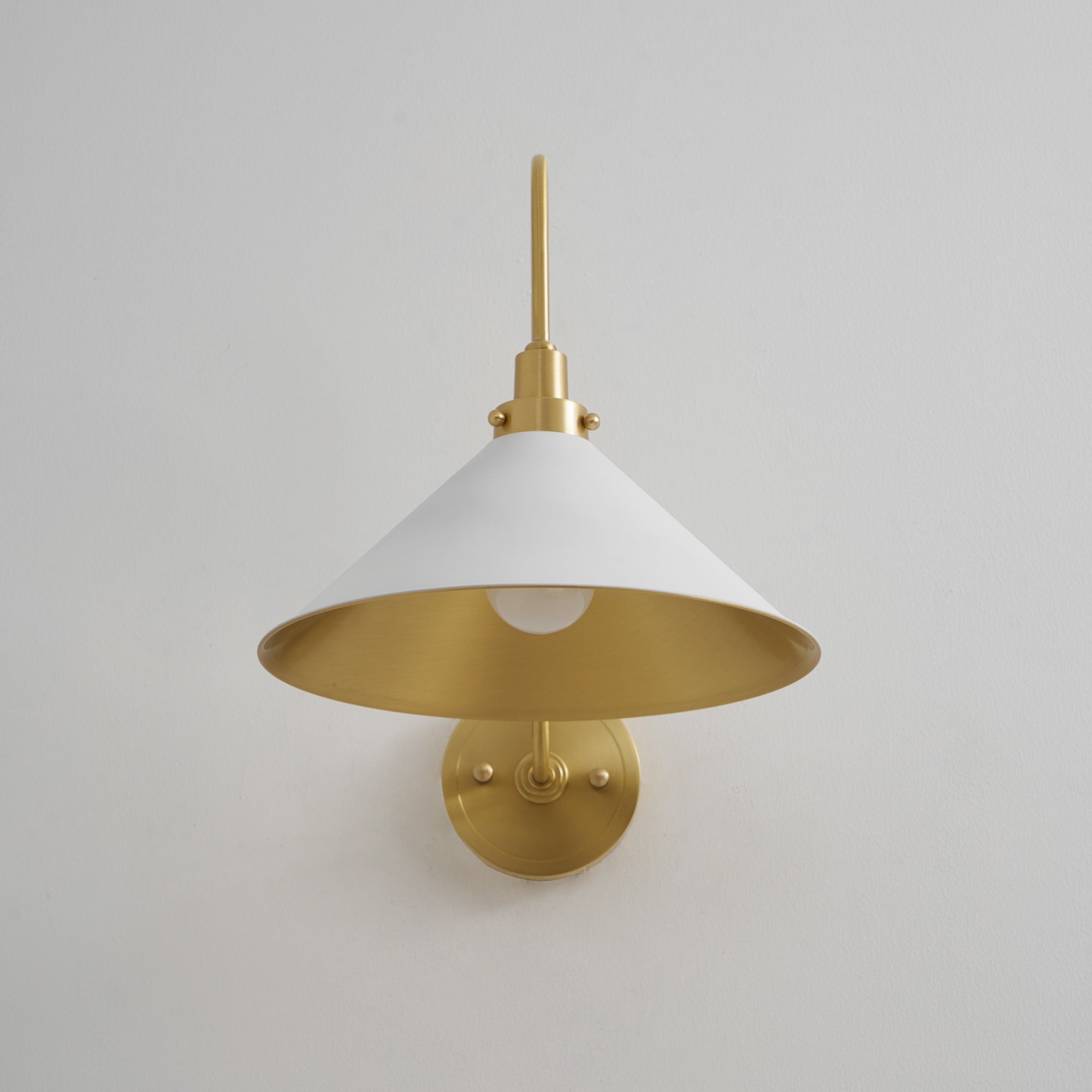 Clivedon Wall Lamp D592