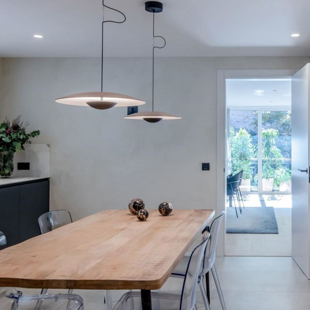Indoor Ginger LED Suspension Lamp Above The Dining Table