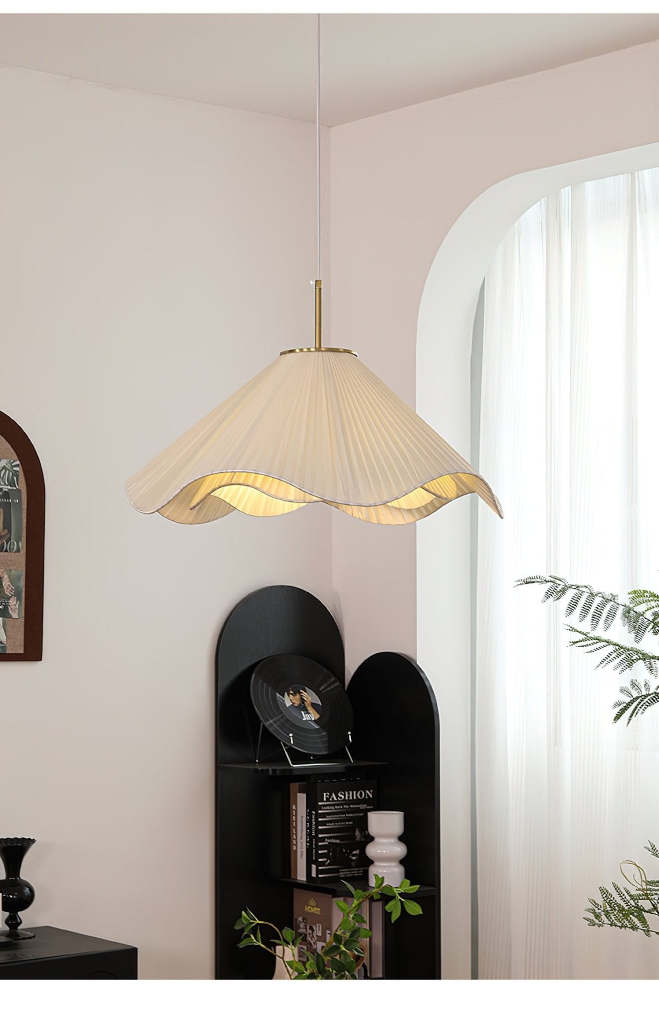 Nordic Cream Style Floral Pendant Lamp M561