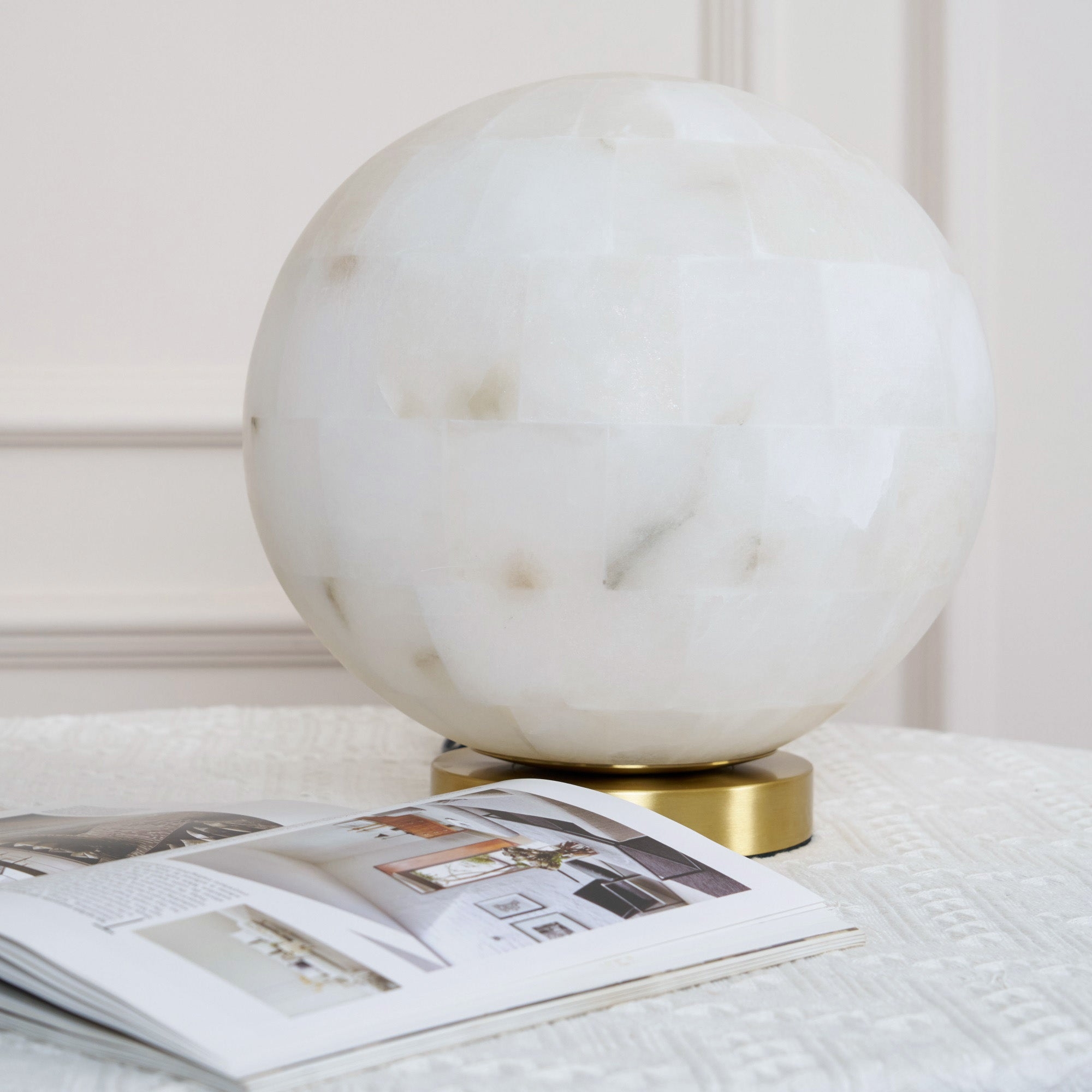 Alabaster Ball Table Lamp D433