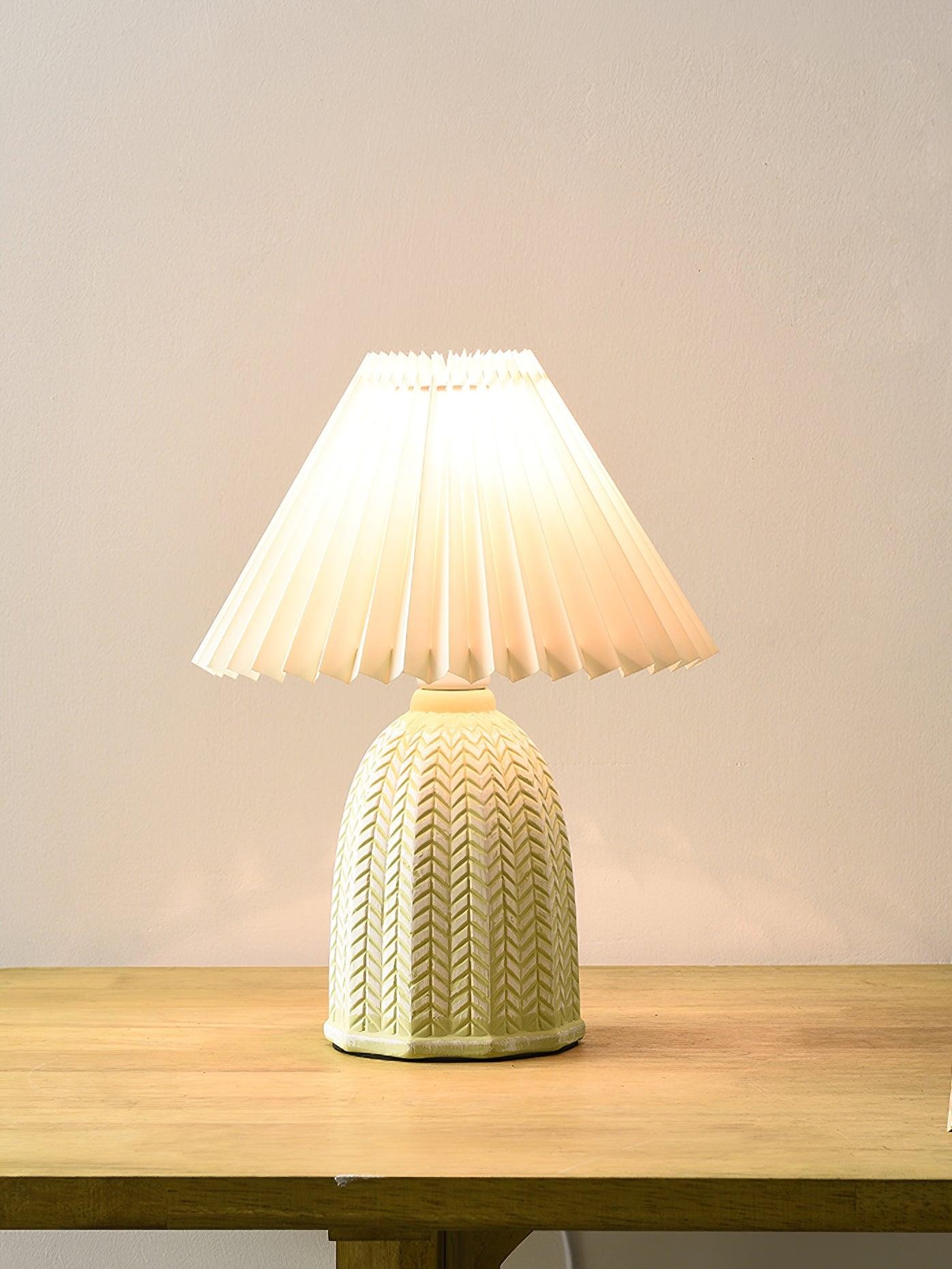 Vintage Pleated Table Lamp M307