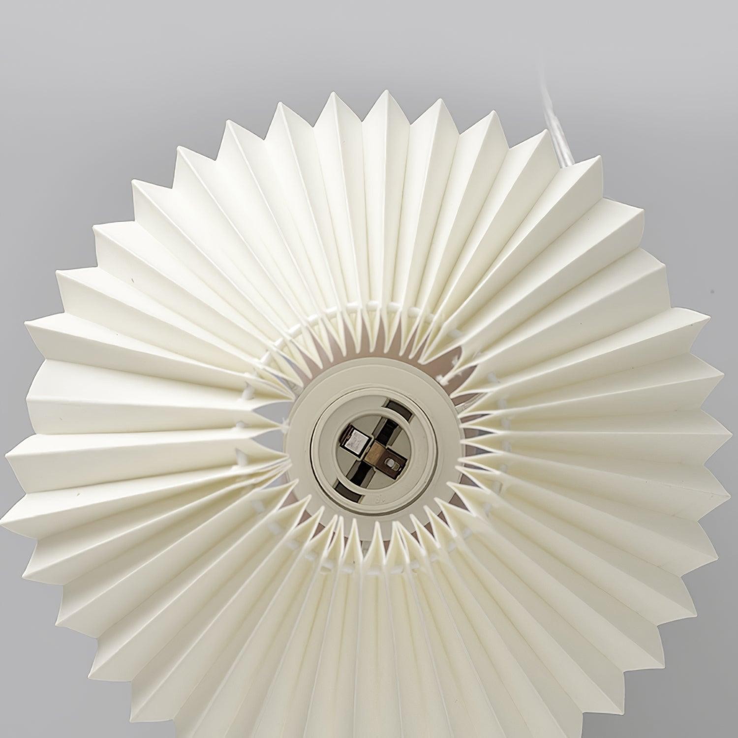Arched Pleated Table Lamp M495