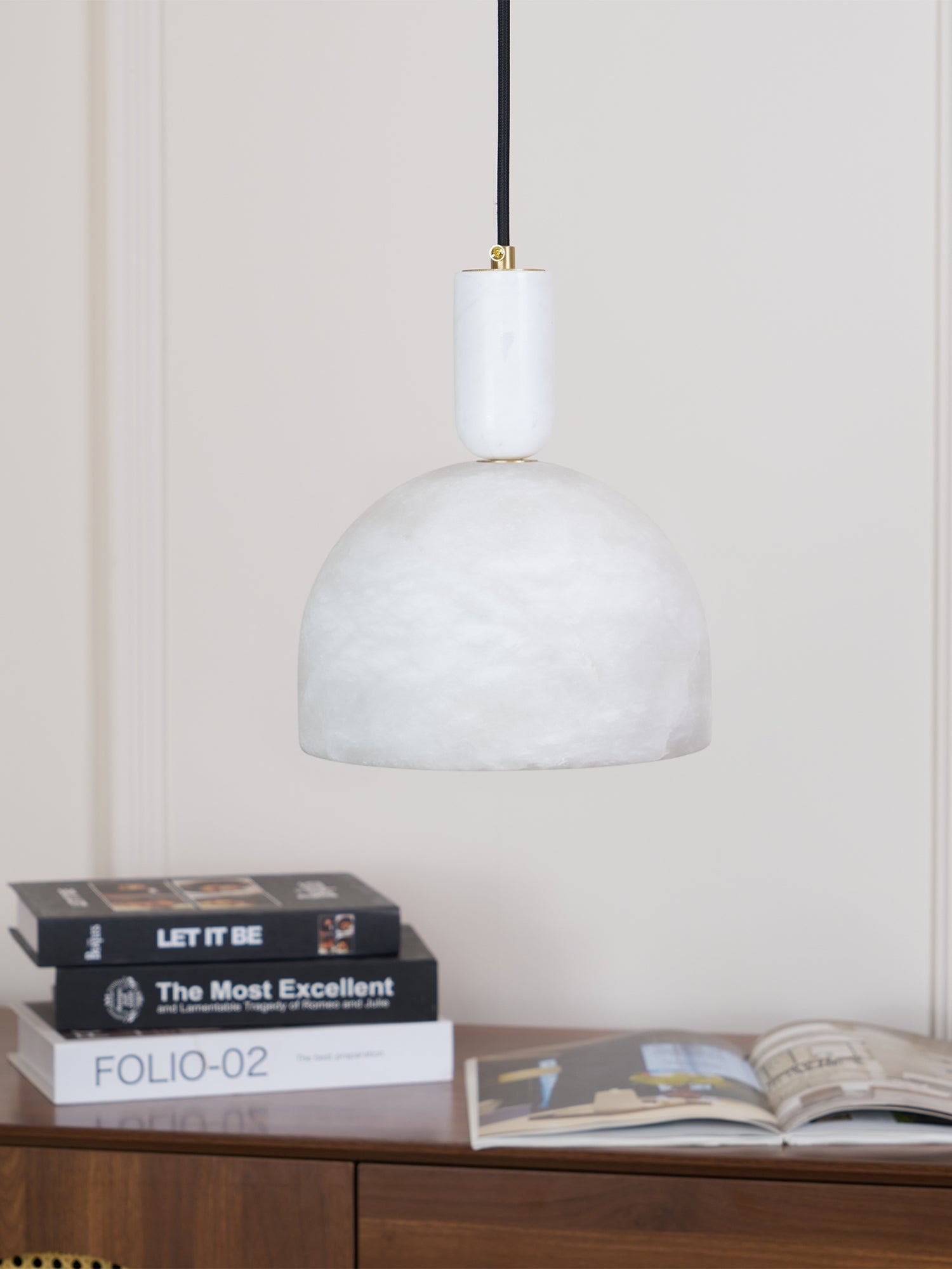 Blair Alabaster Pendant Light D355
