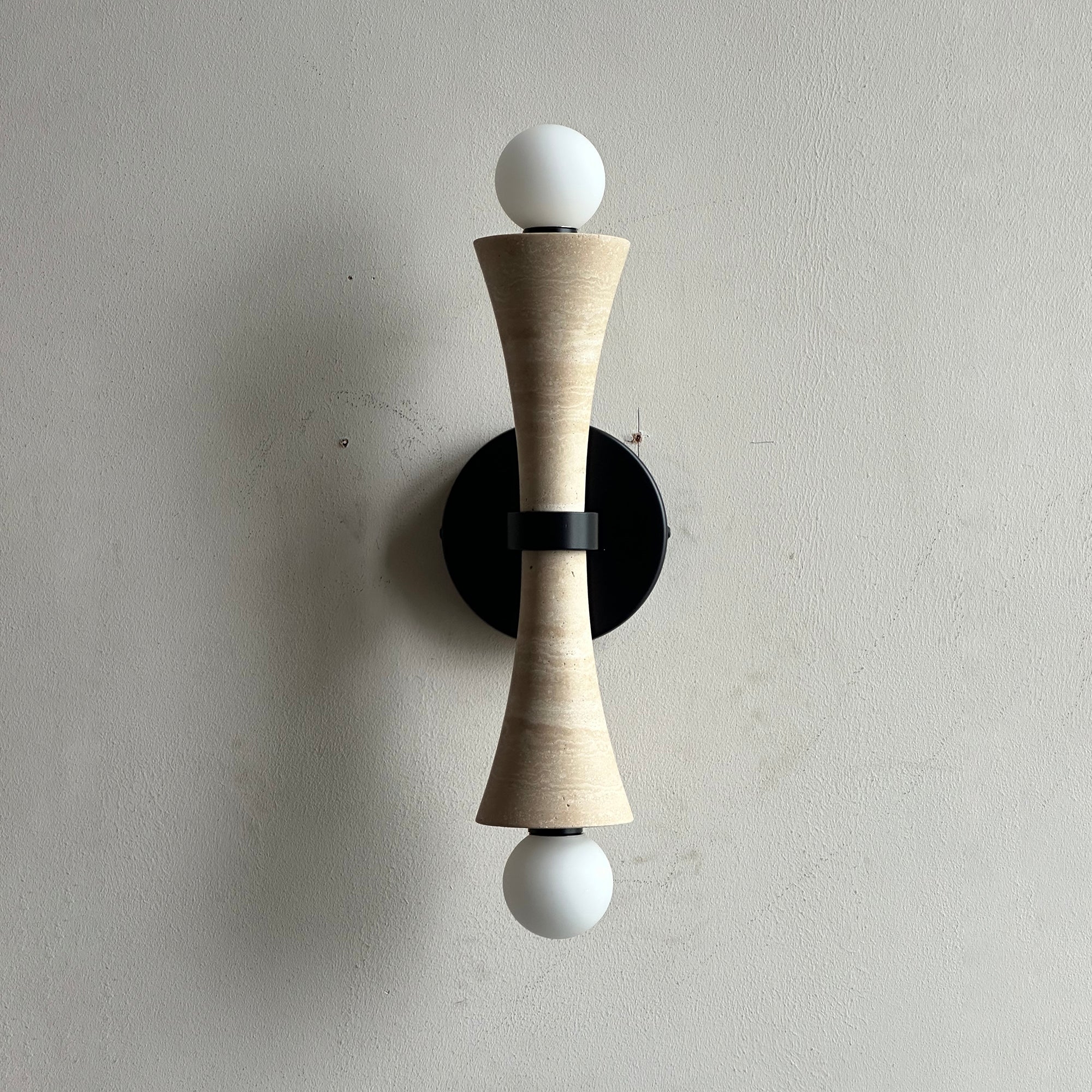 Dax Wall Lamp D642