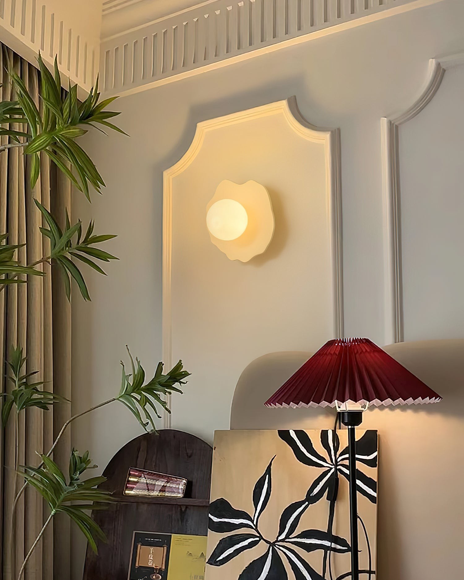 Nordic Flower Shape Wall Lamp M208
