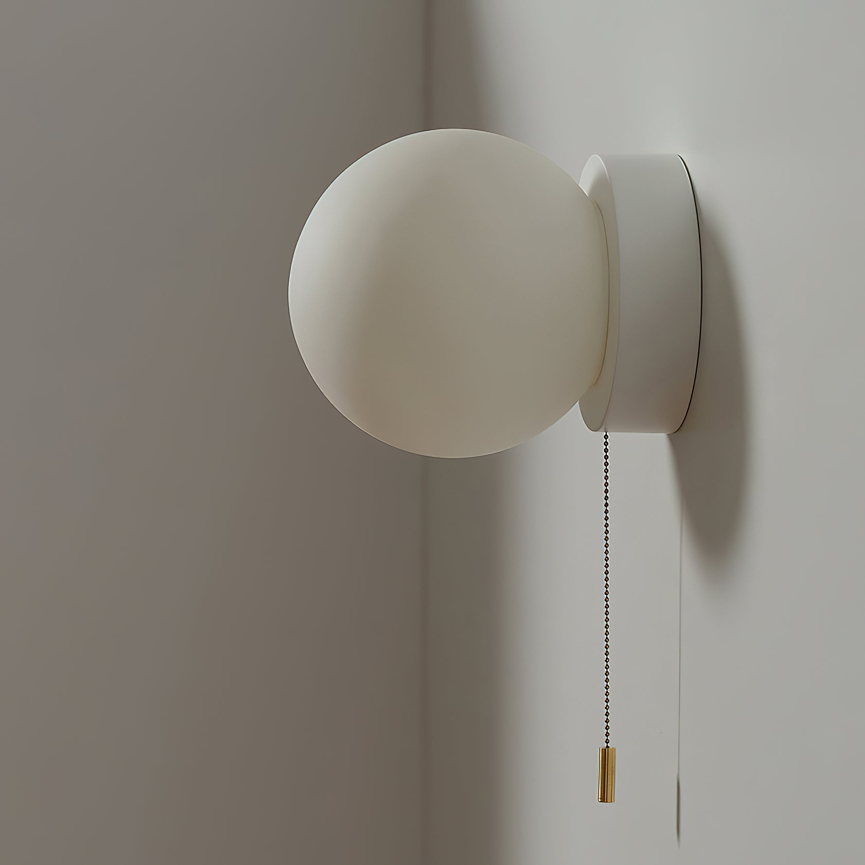 Gram Wall Lamp D694