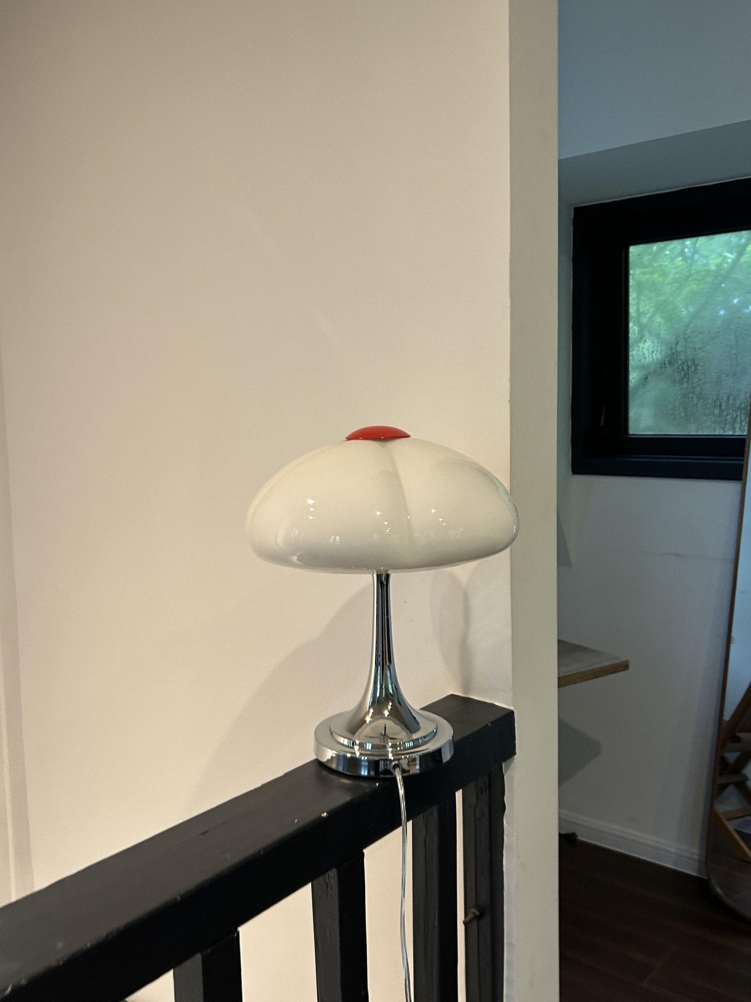 Flower Petal Table Lamp M473