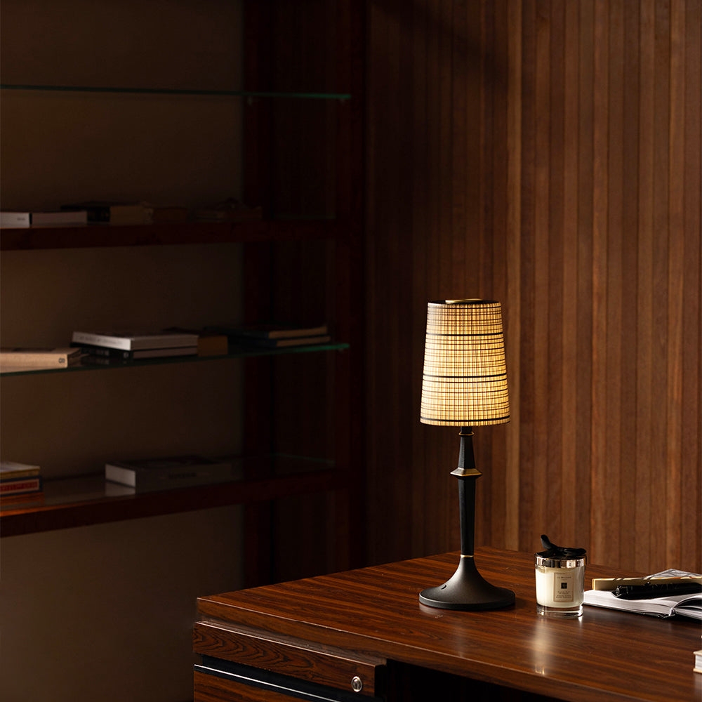 Devon Black Table Lamp D709