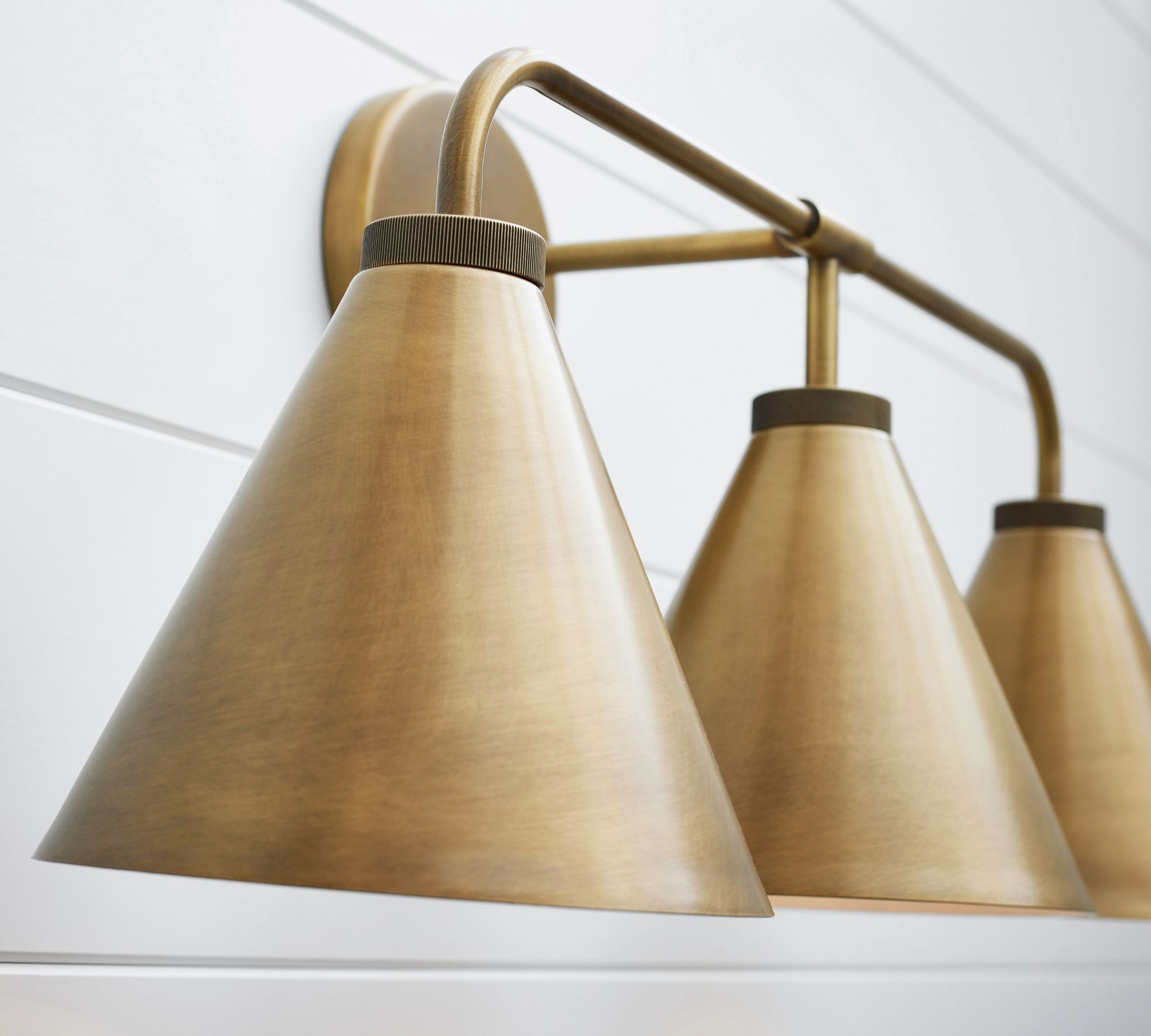Korvi Iron Tapered Sconce Light - Wall Fixture in Black or Brass T125