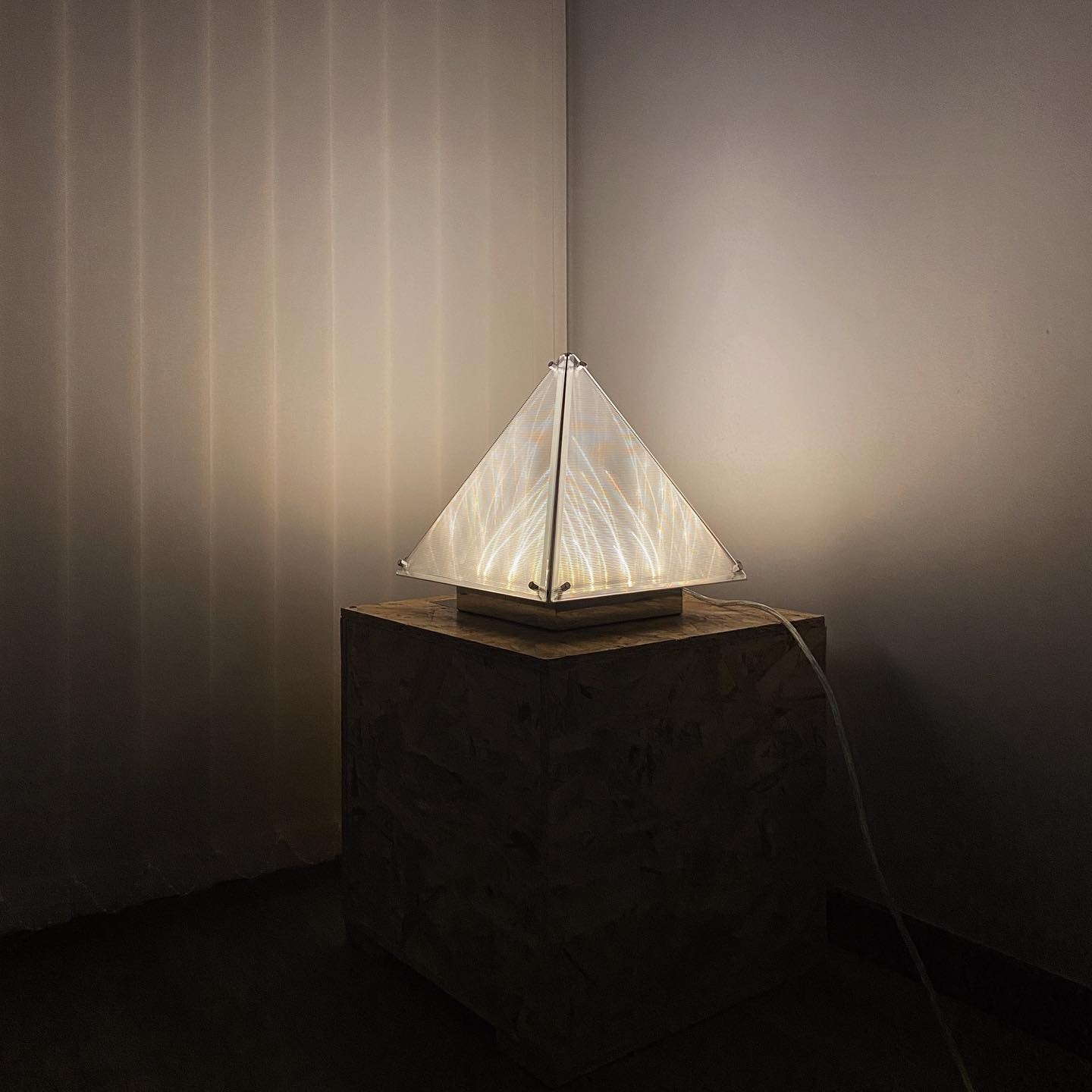 Fragment Table Lamp D445