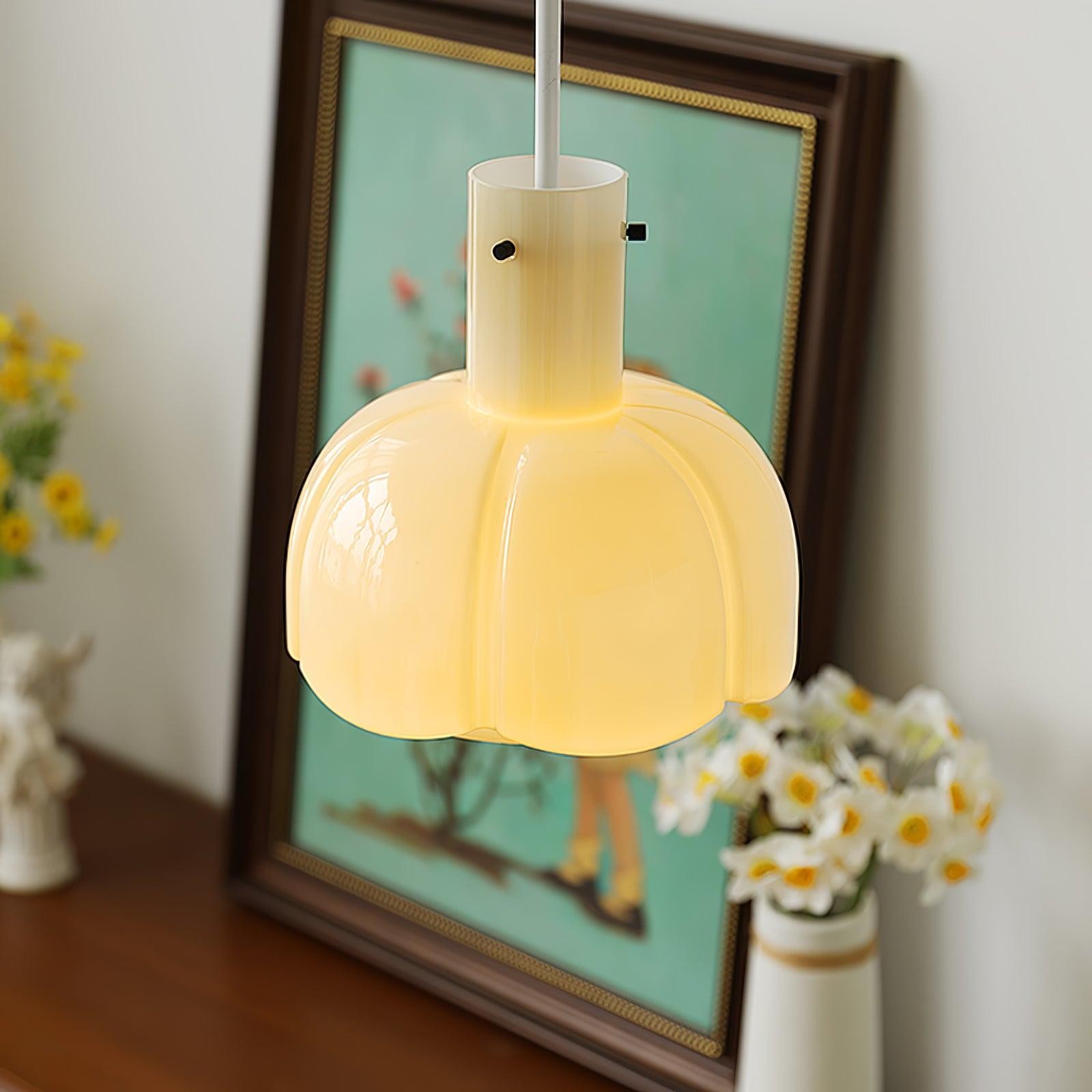 Medieval Style Glass Bud Pendant Lamp M457