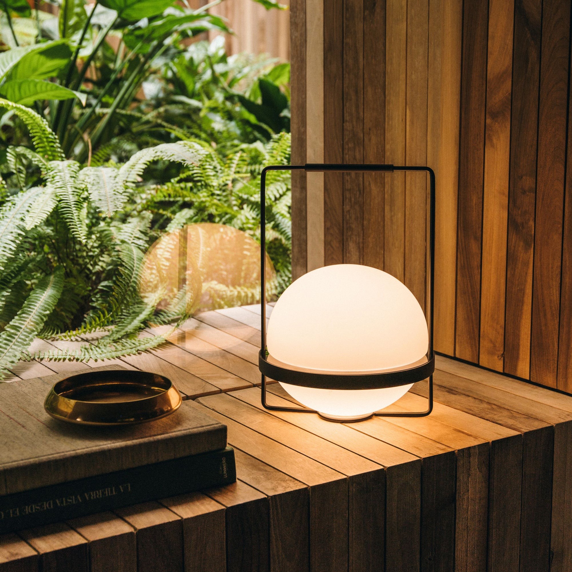 Gardens Table Lamp M443