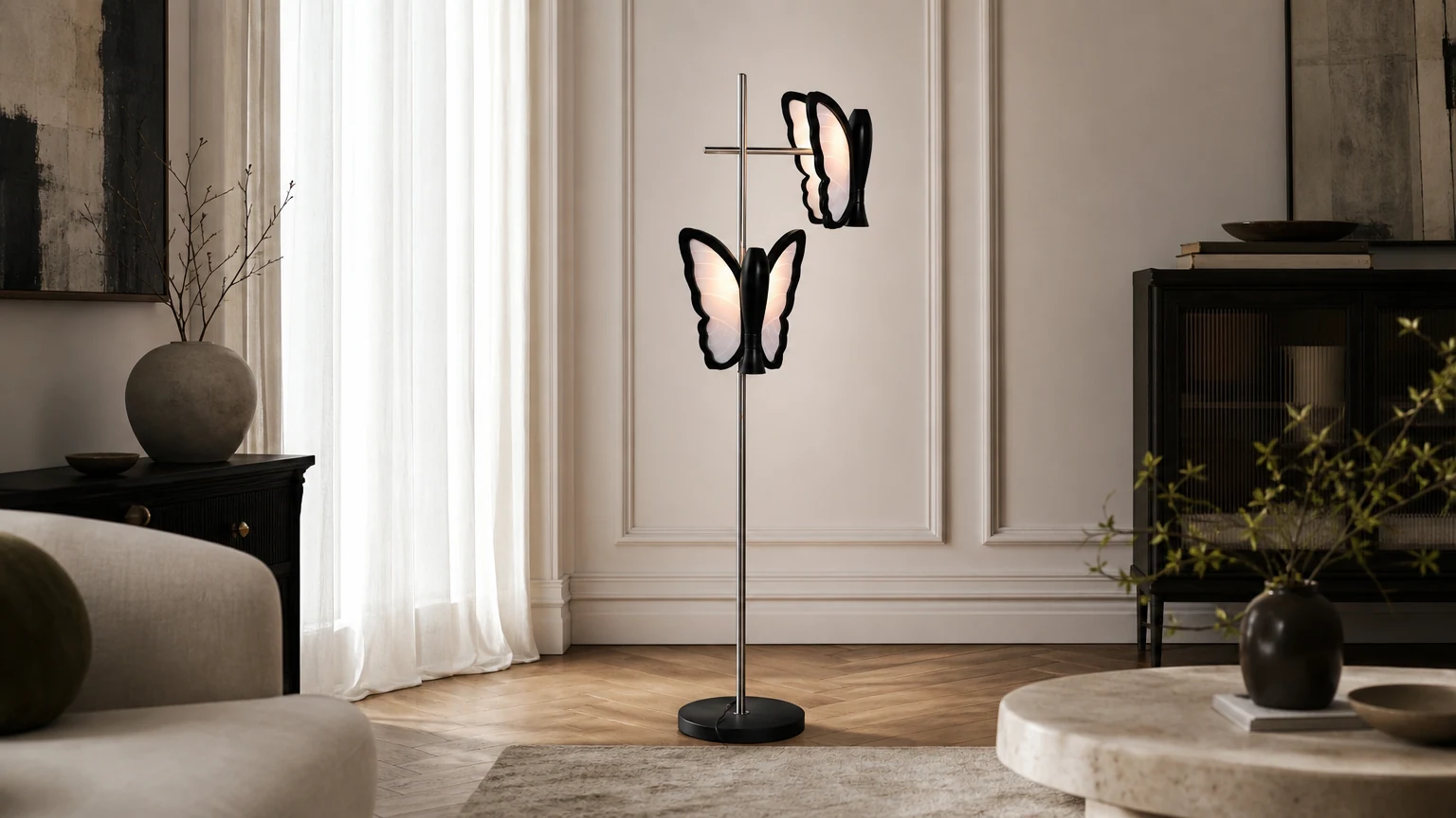 Lampa podłogowa Galileo Butterfly D12 pokazana w ciepłym pomieszczeniu