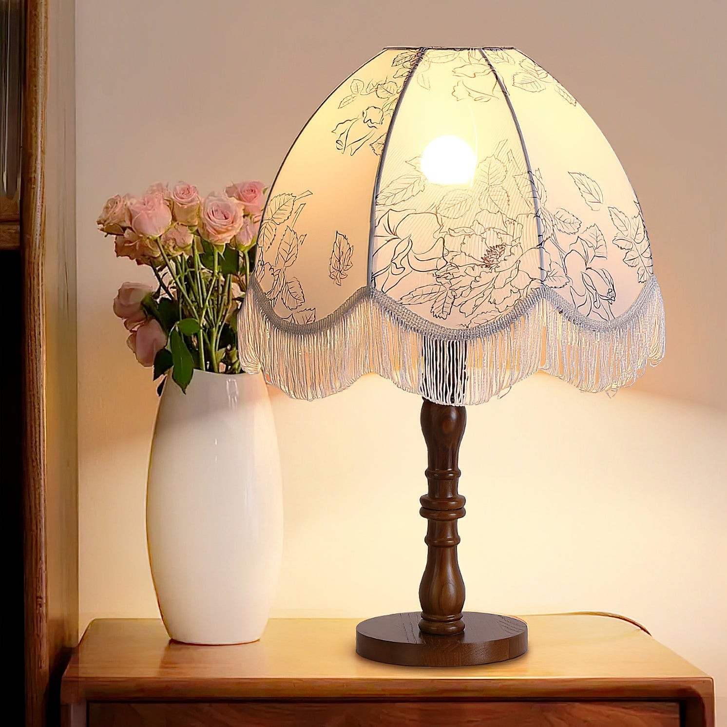 Luxury Printed Tassel Table Lamp M529