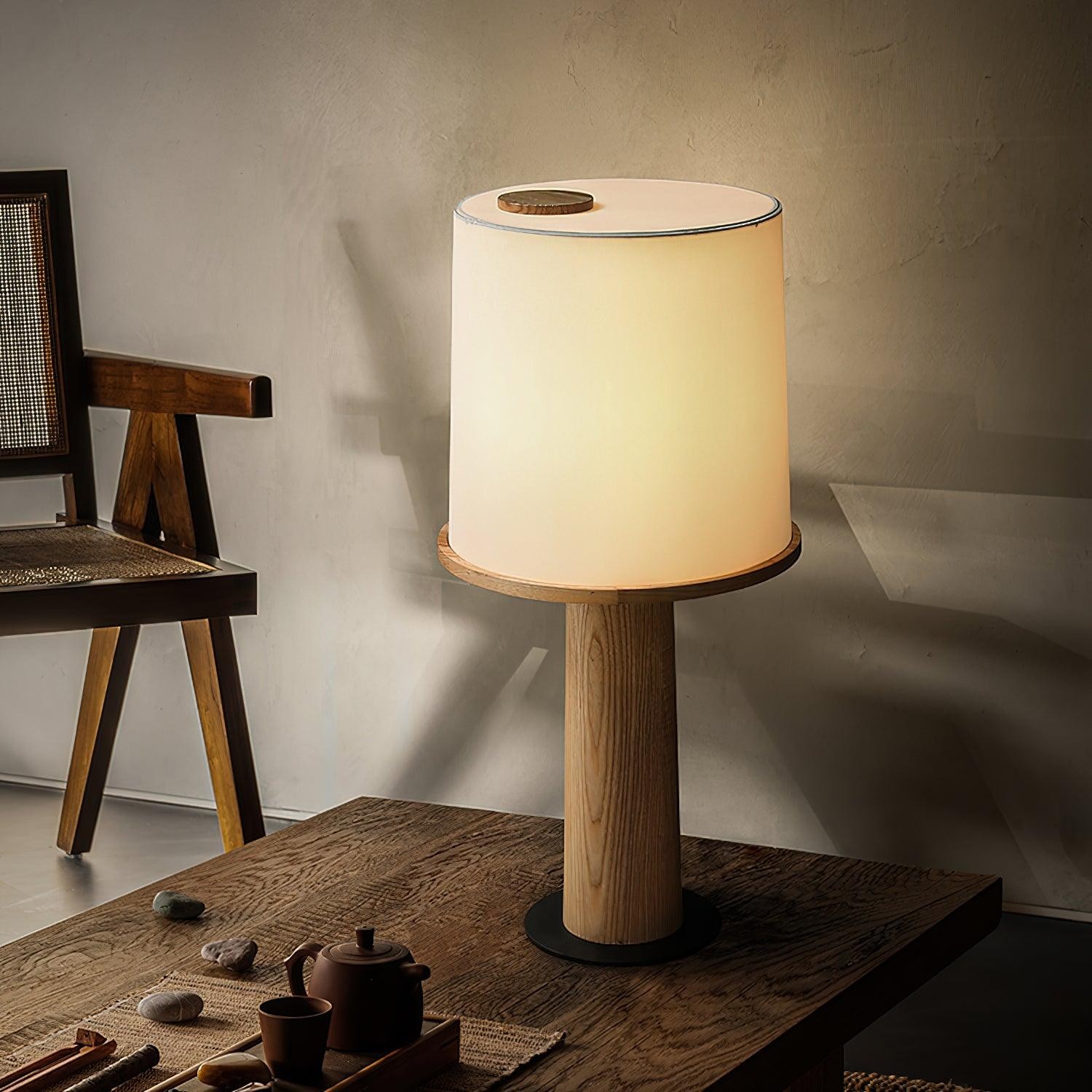 Fashionable Light And Shadow Bottle Table Lamp M59