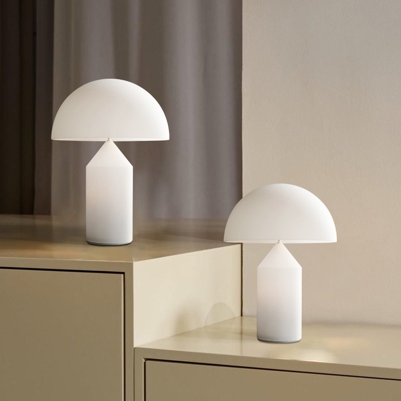 Modern Mushroom Metal Table Lamp for Bedroom