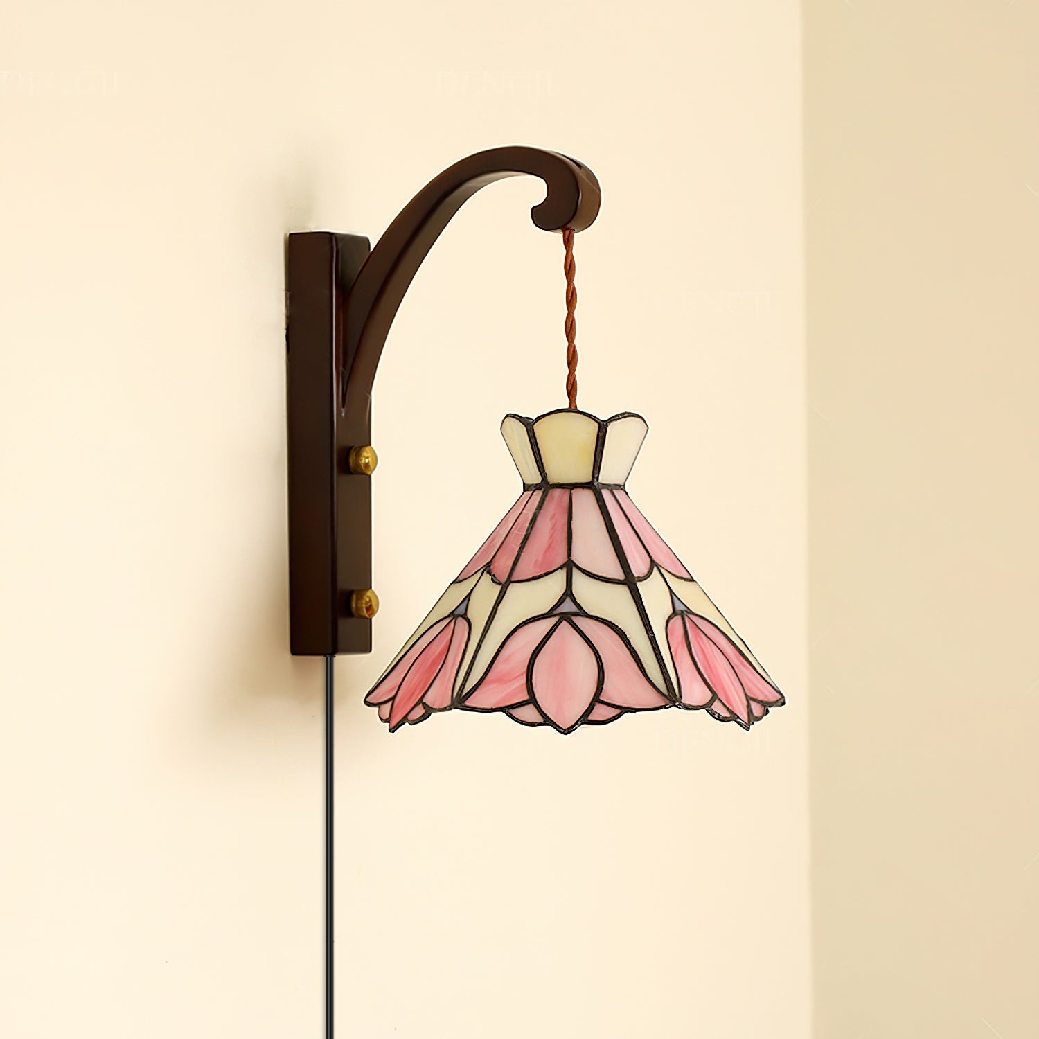 Serena Tiffany Plug In Wall Lamp D60