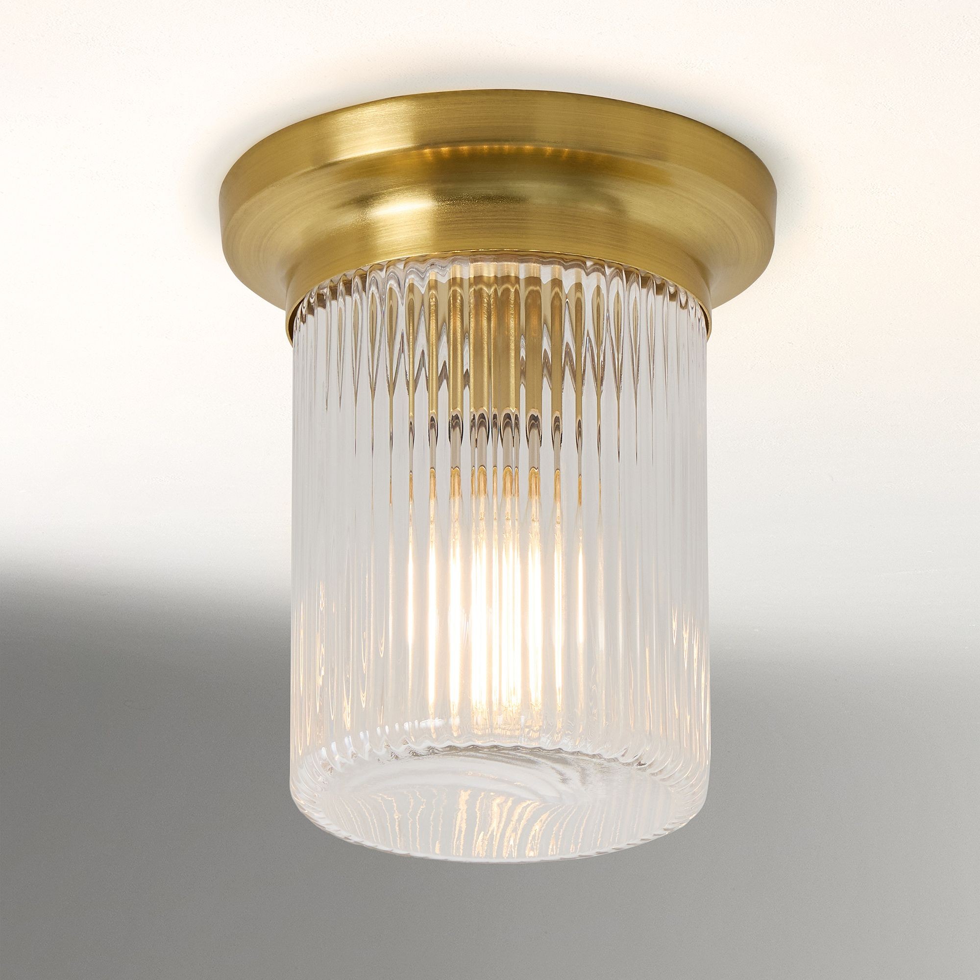 Rivora Fluted Glass Flush Mount – Ribbed Durable Ceiling Light T096