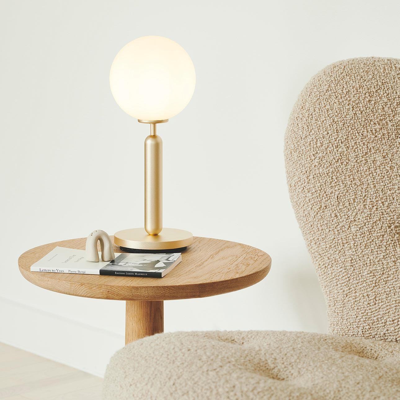 Spherical Stylish Glass Induction Table Lamp M48