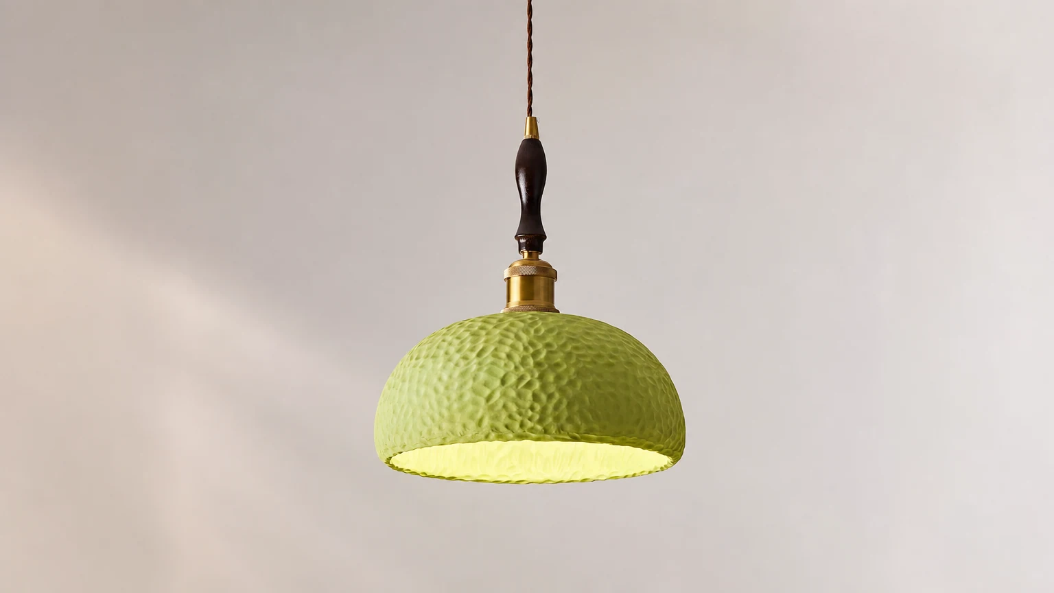 Lampa wisząca Moss Glow D188 w aranżacji pokoju