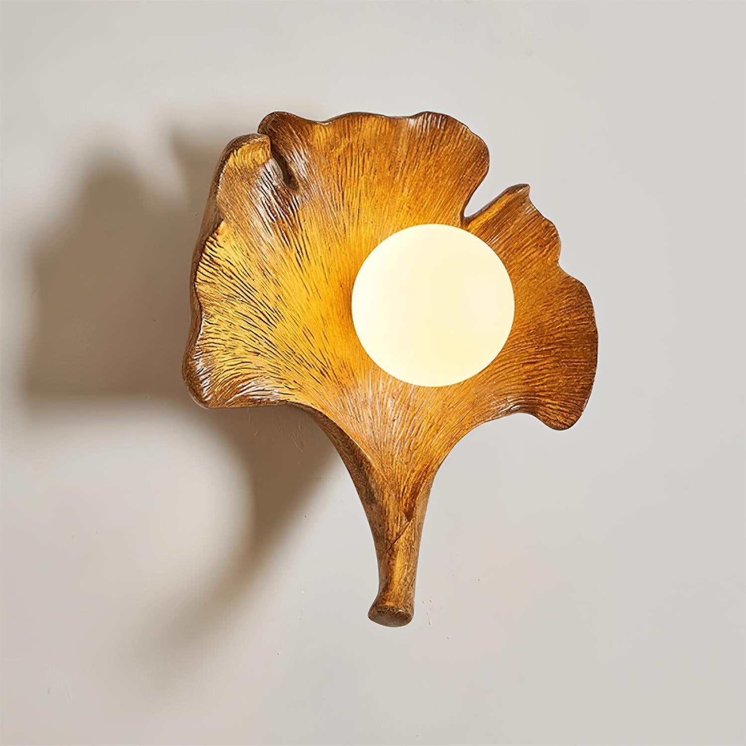 Vintage Ginkgo Leaf Resin Wall Lamp M259