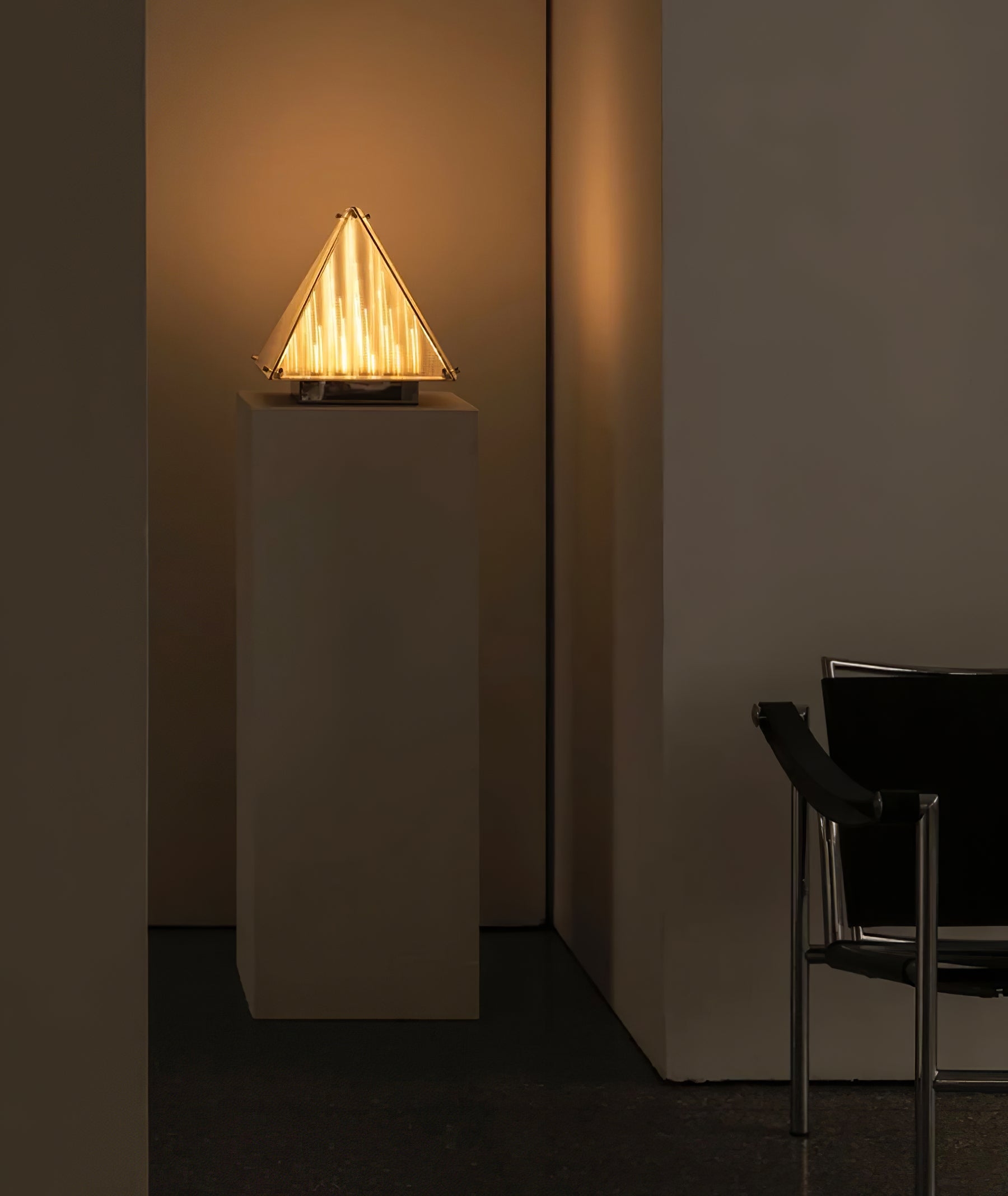 Fragment Table Lamp D445