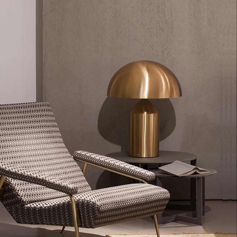 Modern Mushroom Metal Table Lamp for Bedroom
