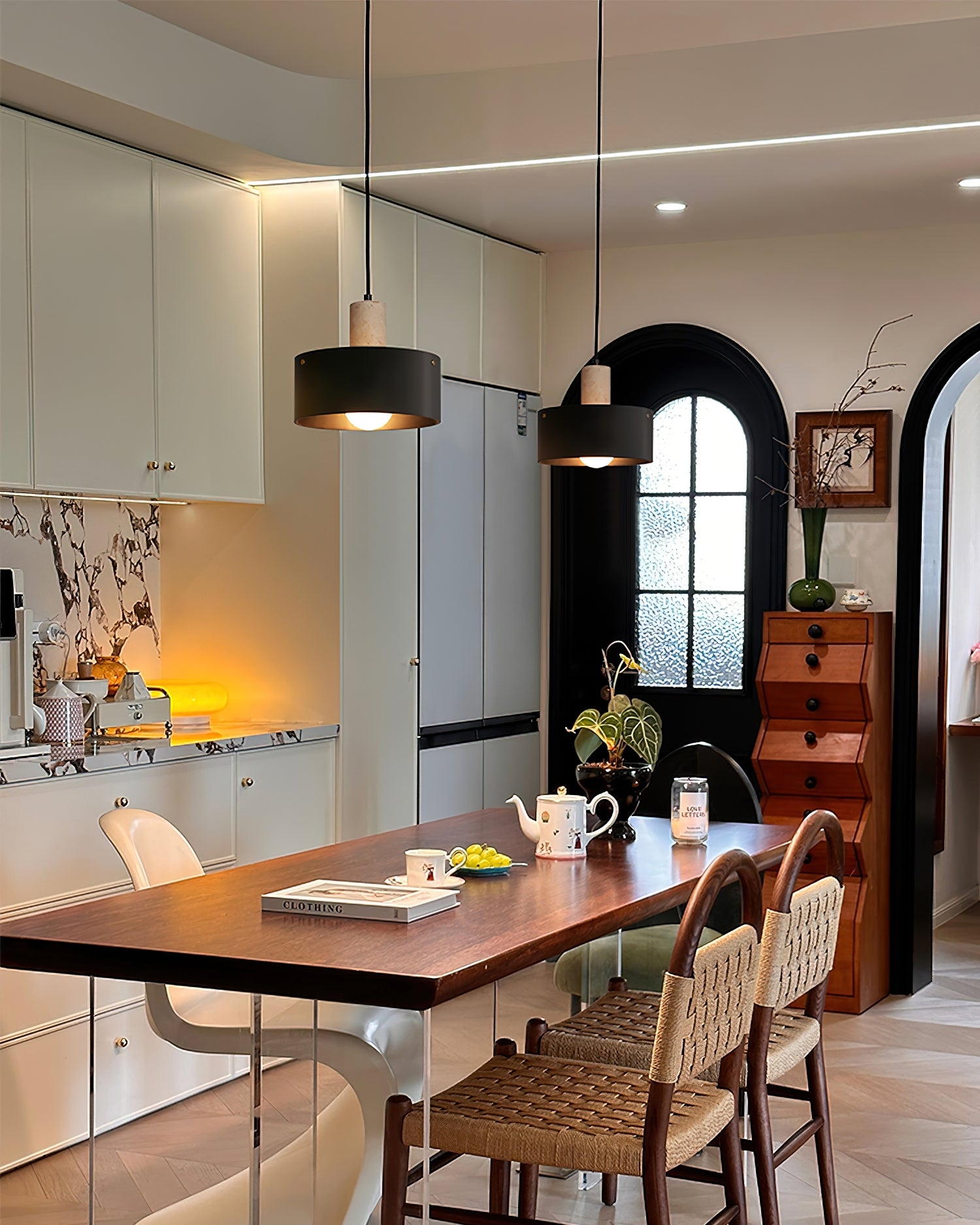 Dovira Pendant Lamp D195